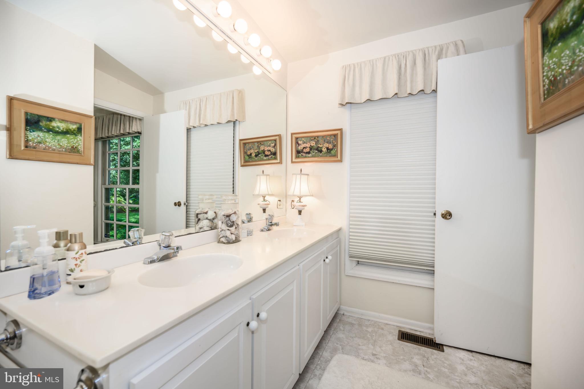 OAKWOOD PARK - Residential