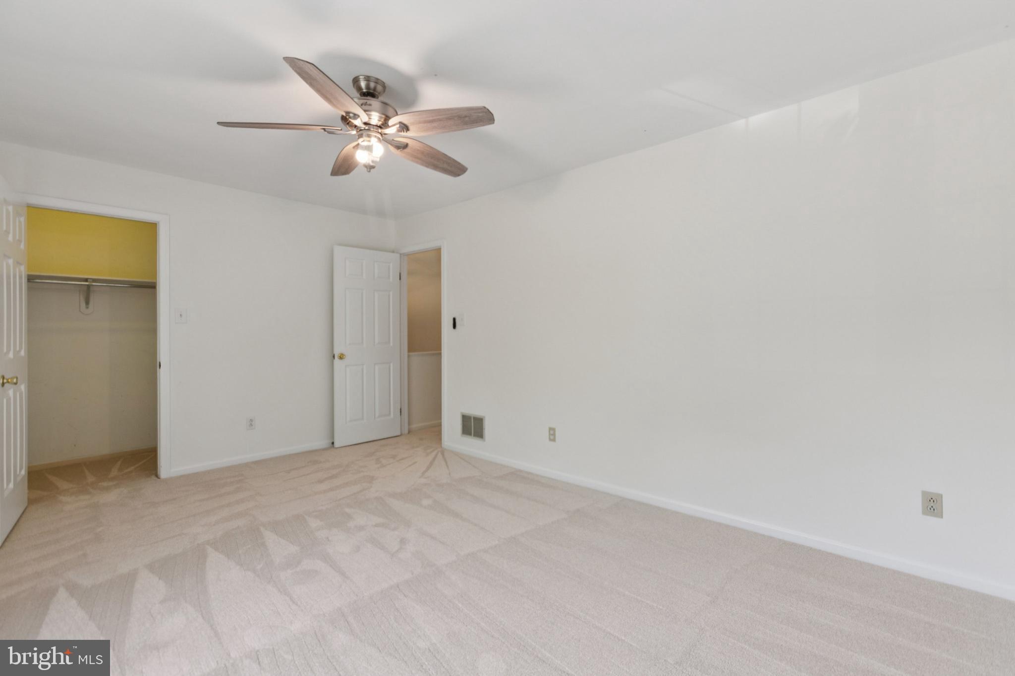 SPRINGHILL FARM - Residential