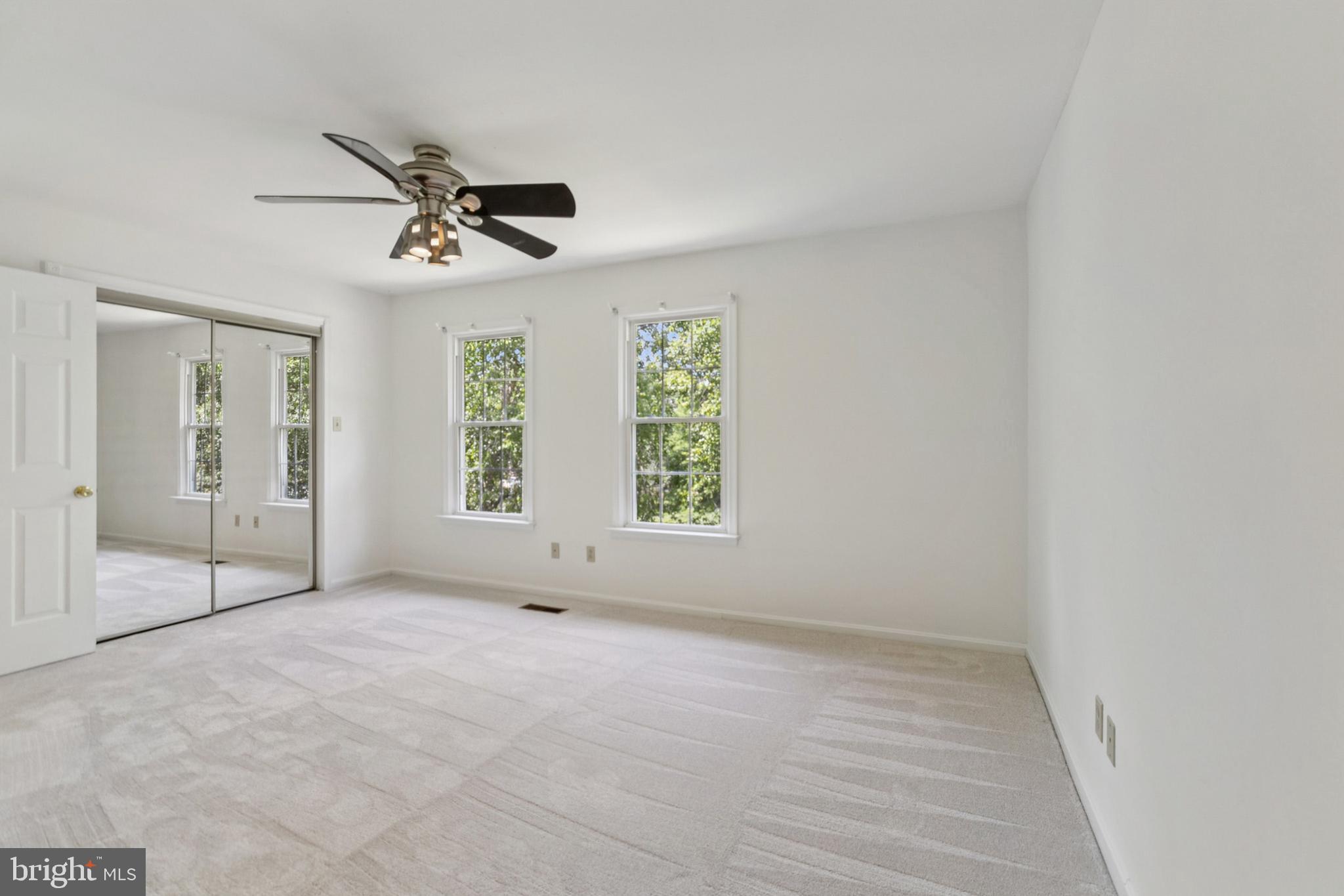 SPRINGHILL FARM - Residential