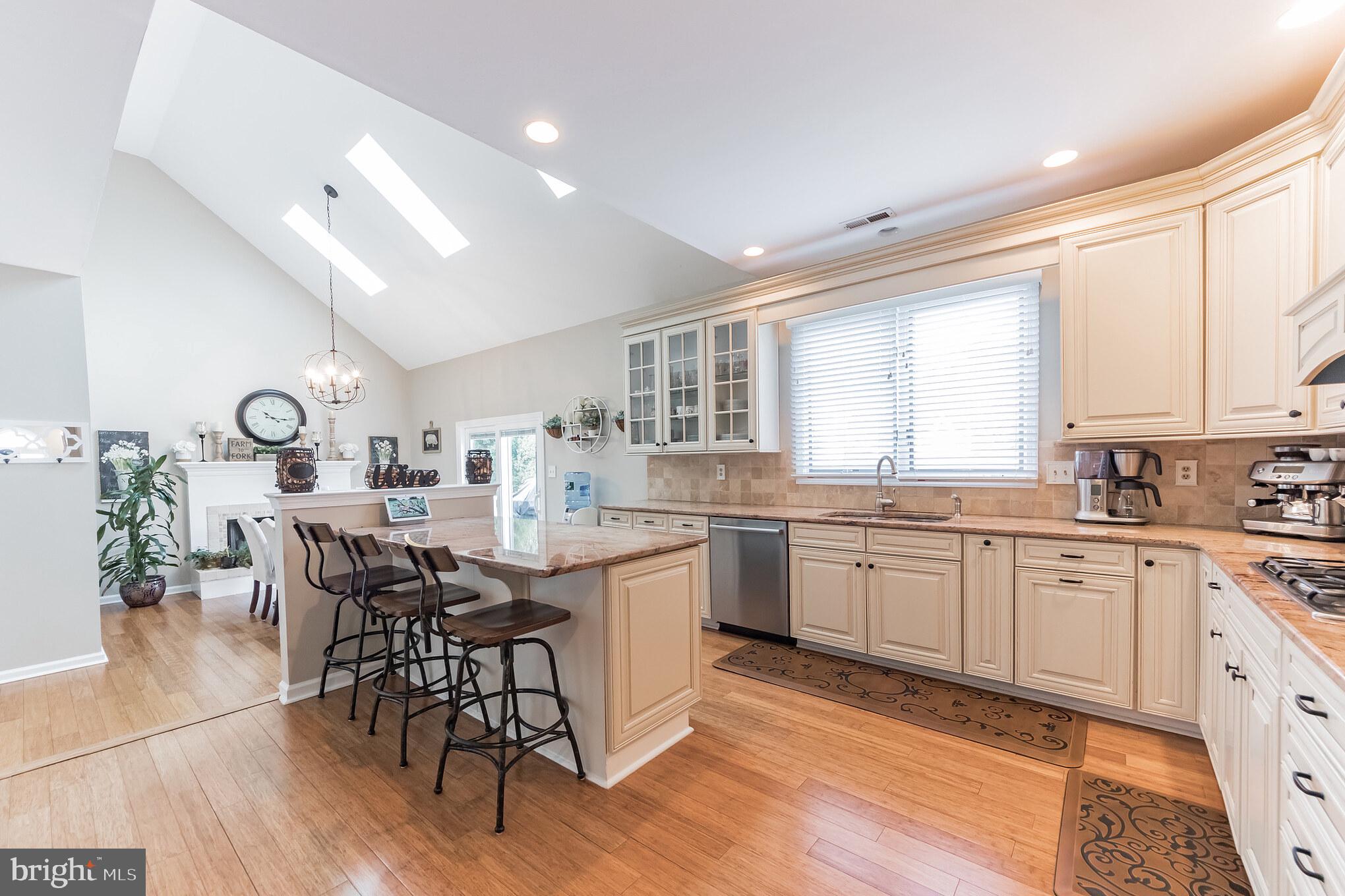 DOYLESTOWN RIDGE - Residential Lease