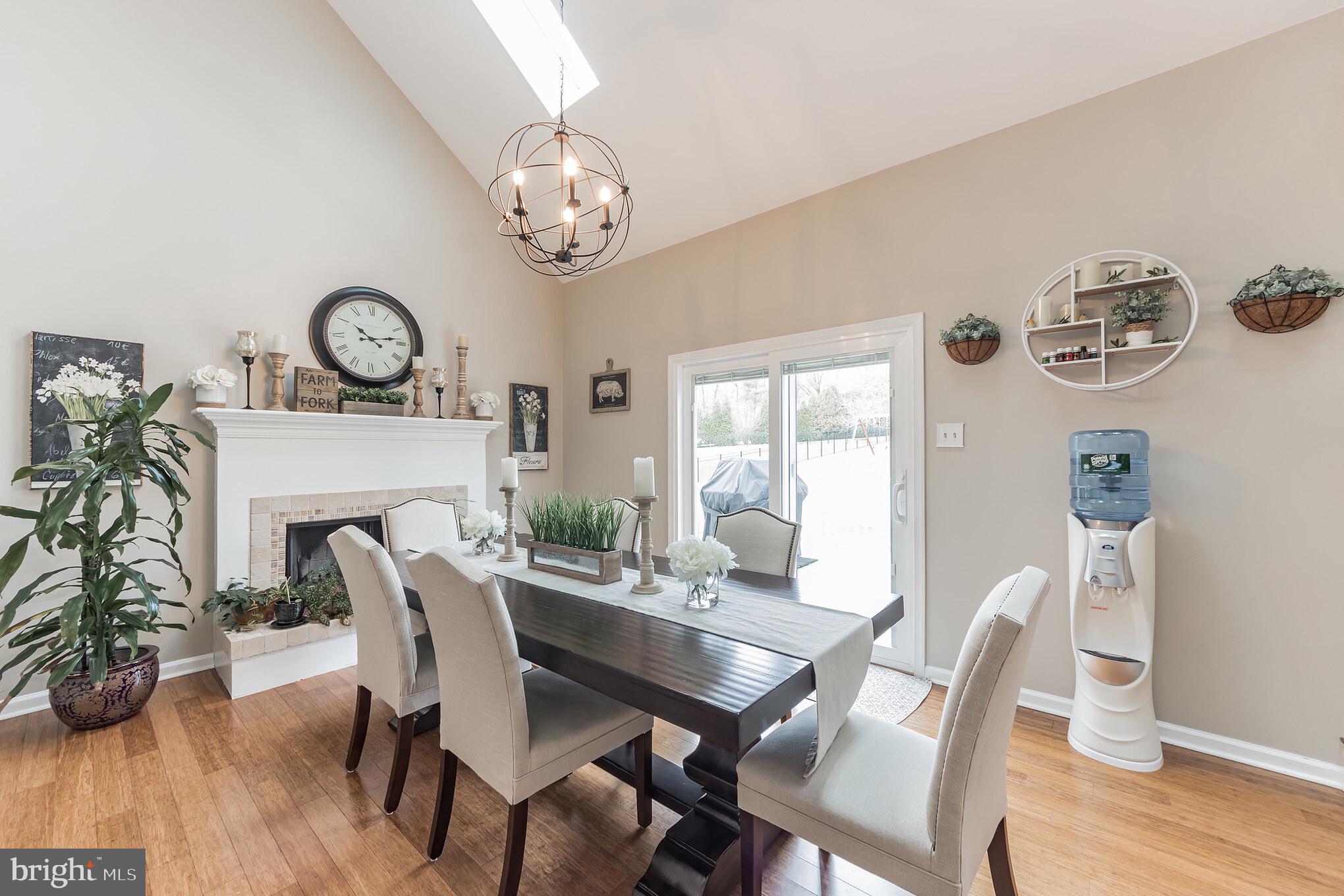 DOYLESTOWN RIDGE - Residential Lease