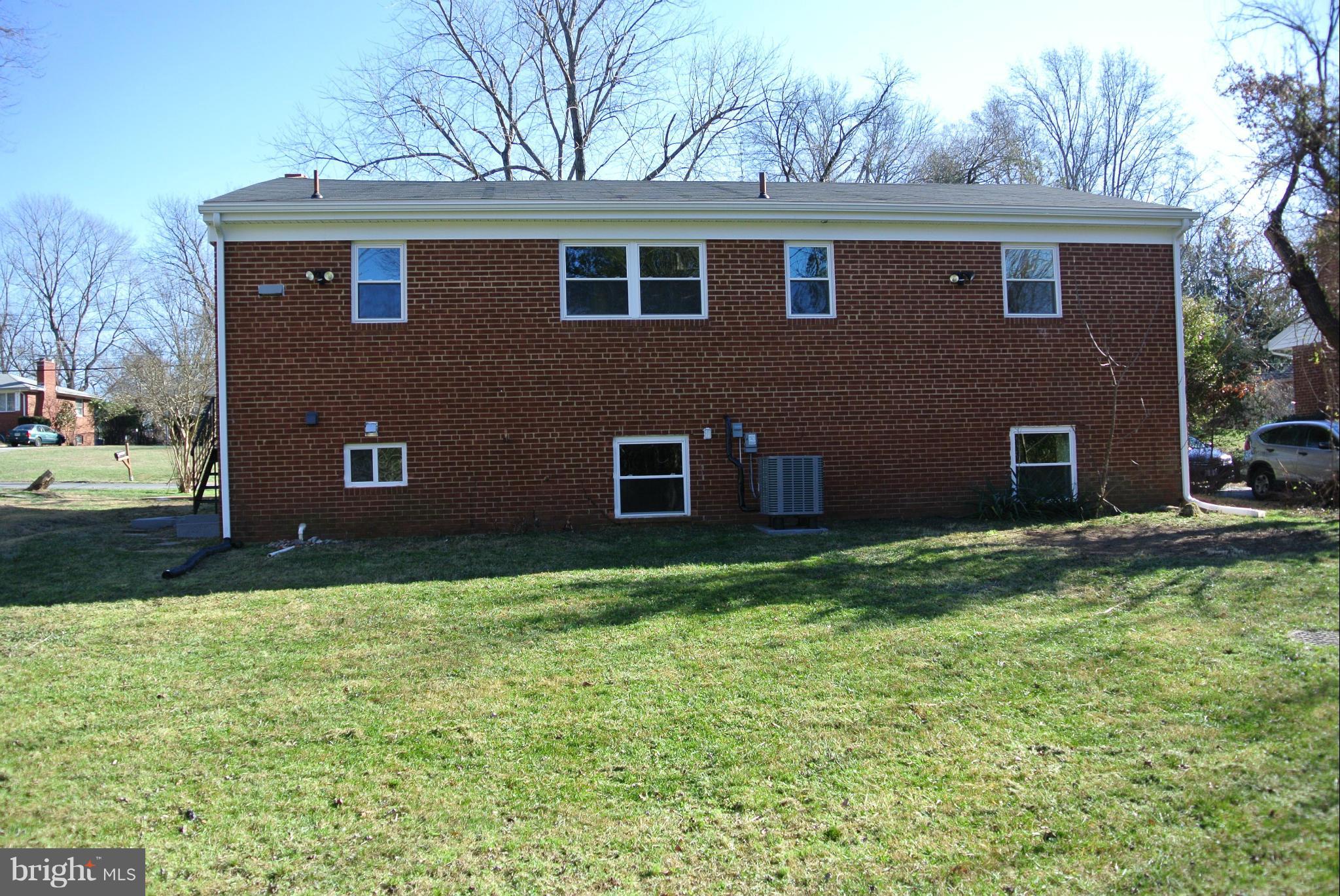 BROADVIEW - Residential