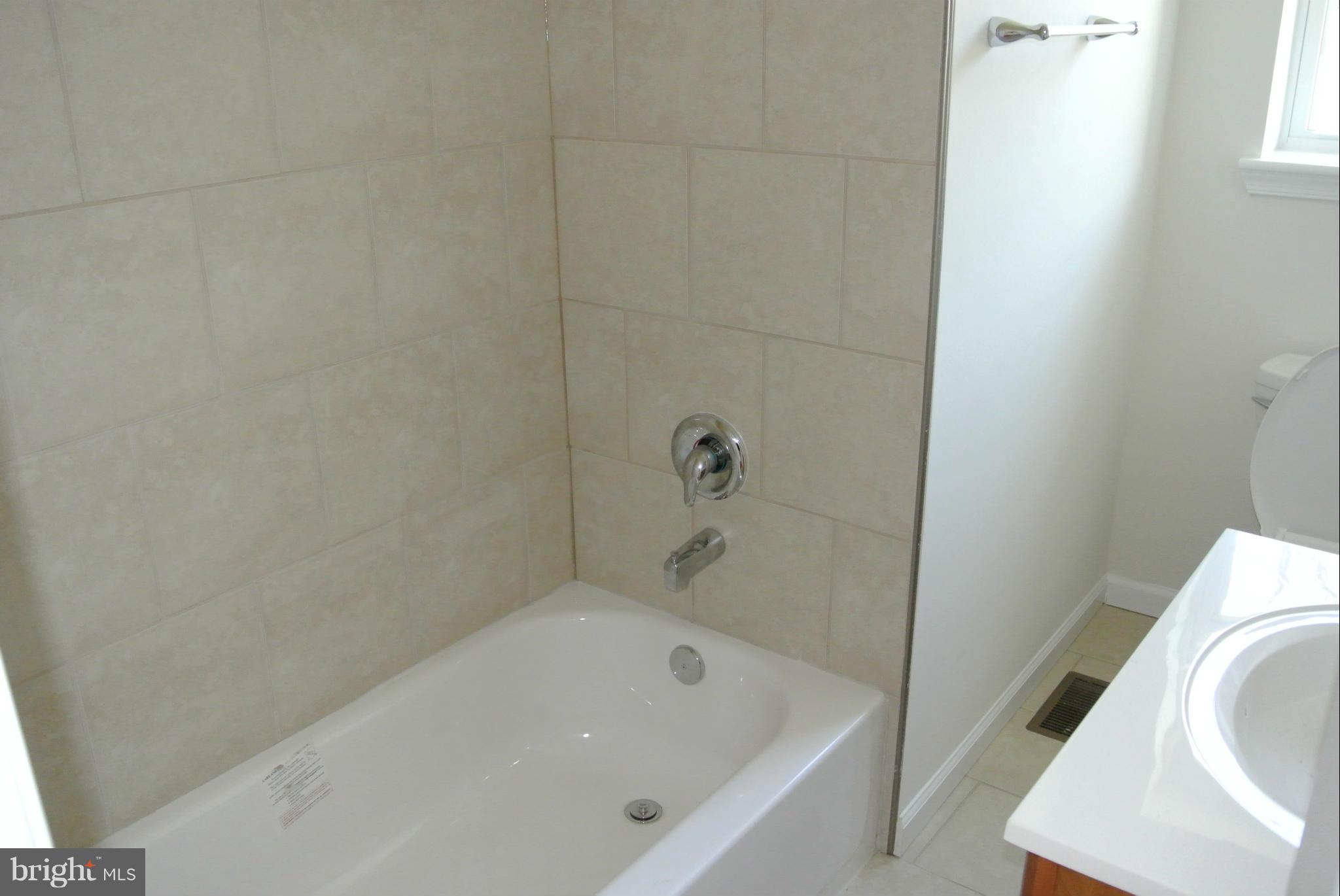 BROADVIEW - Residential