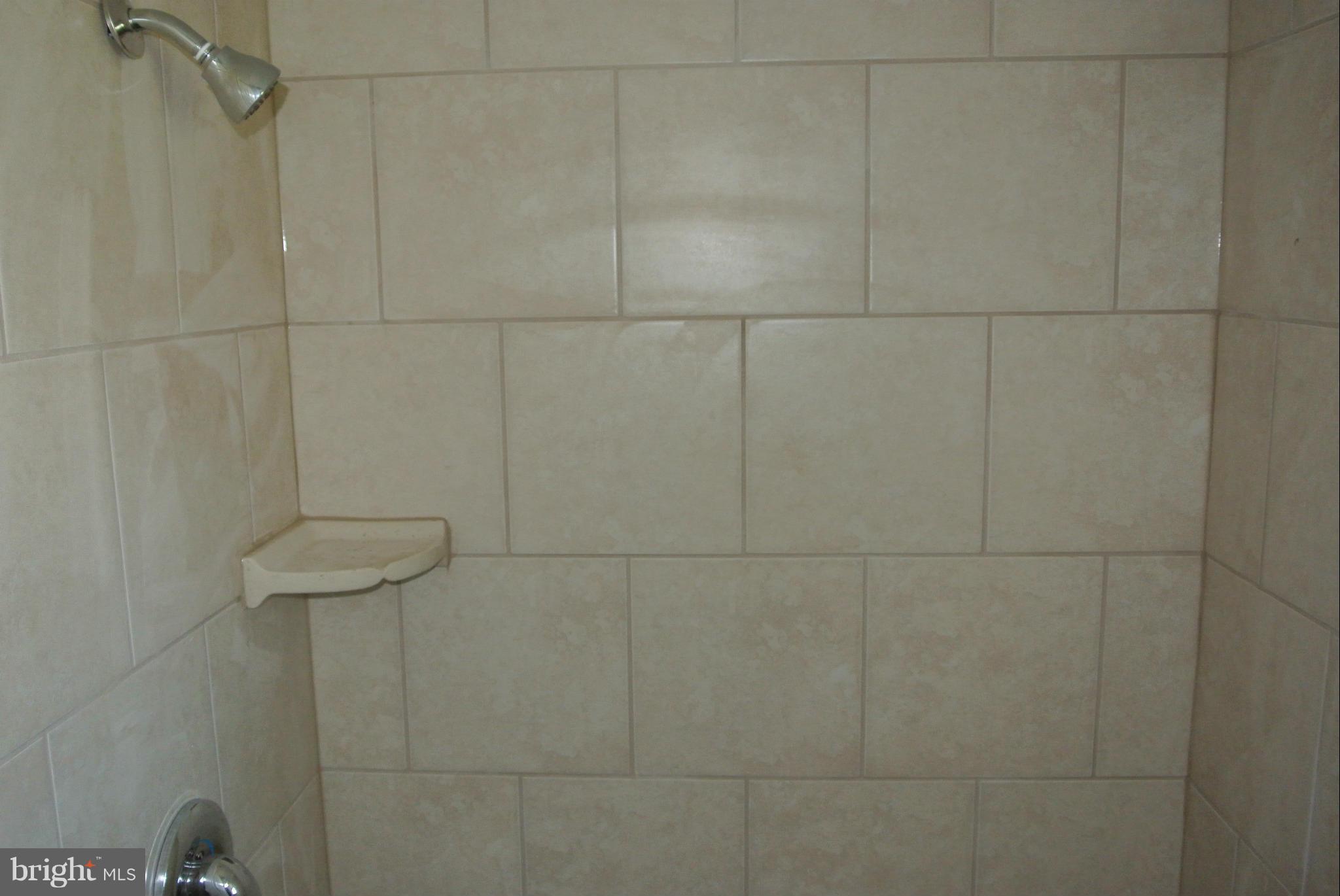 BROADVIEW - Residential