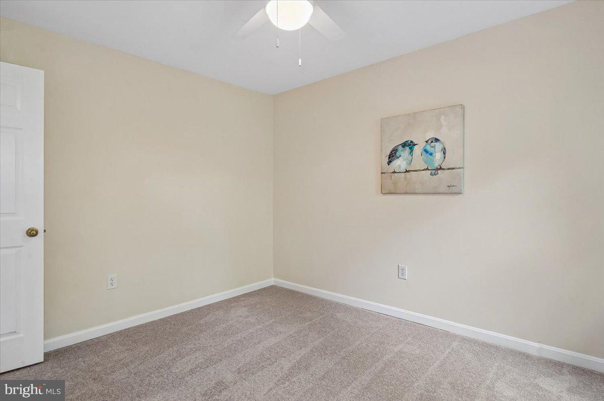 CROFTON MEADOWS - Residential