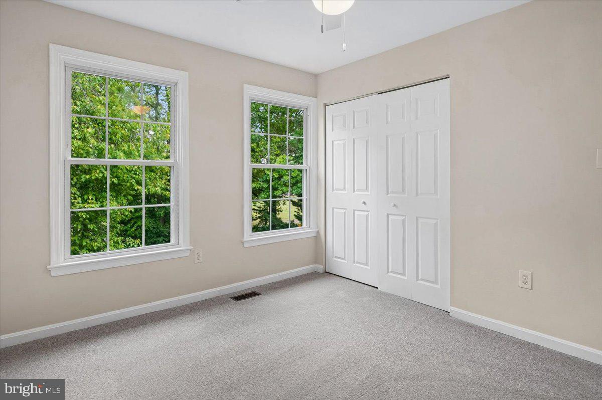 CROFTON MEADOWS - Residential