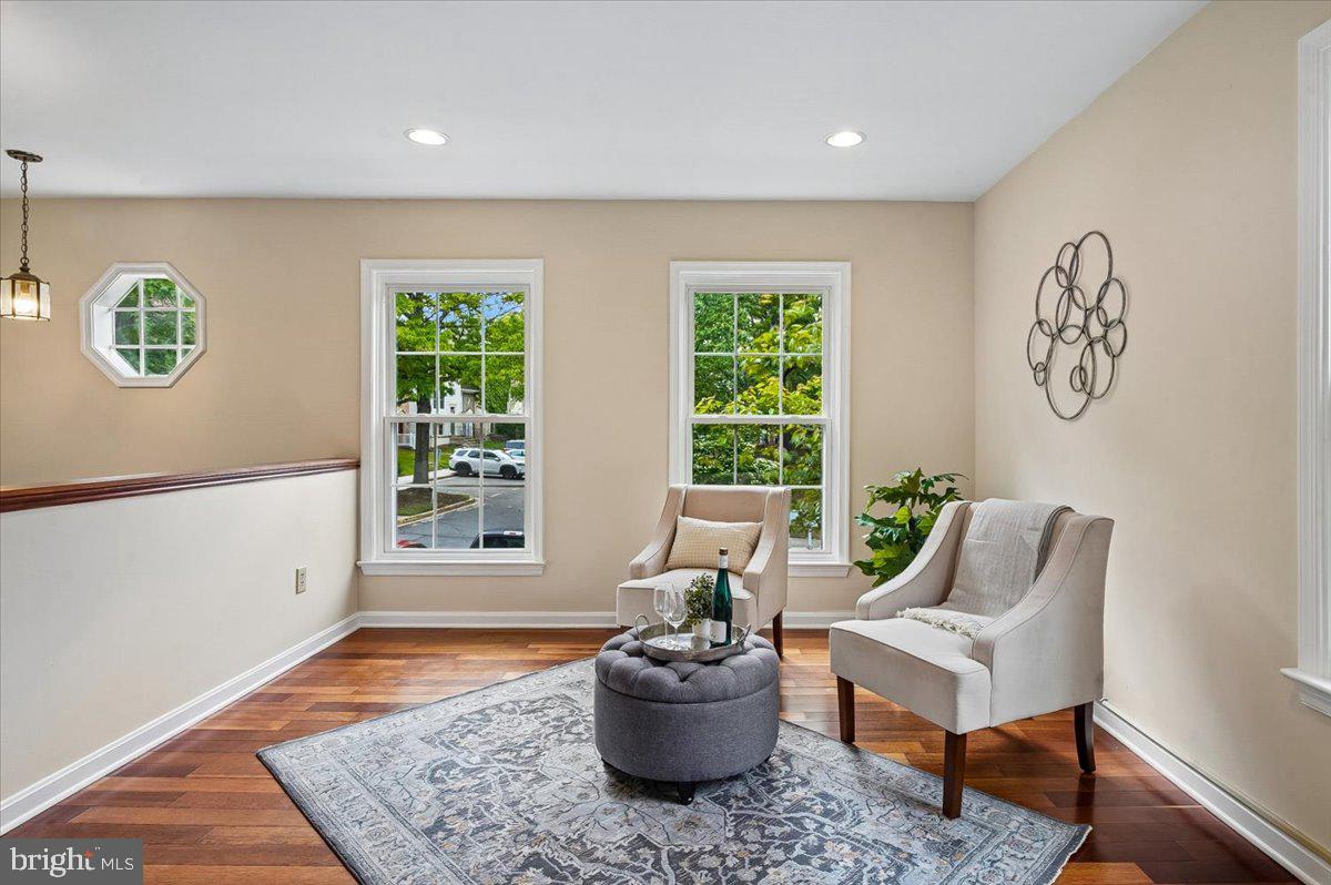 CROFTON MEADOWS - Residential