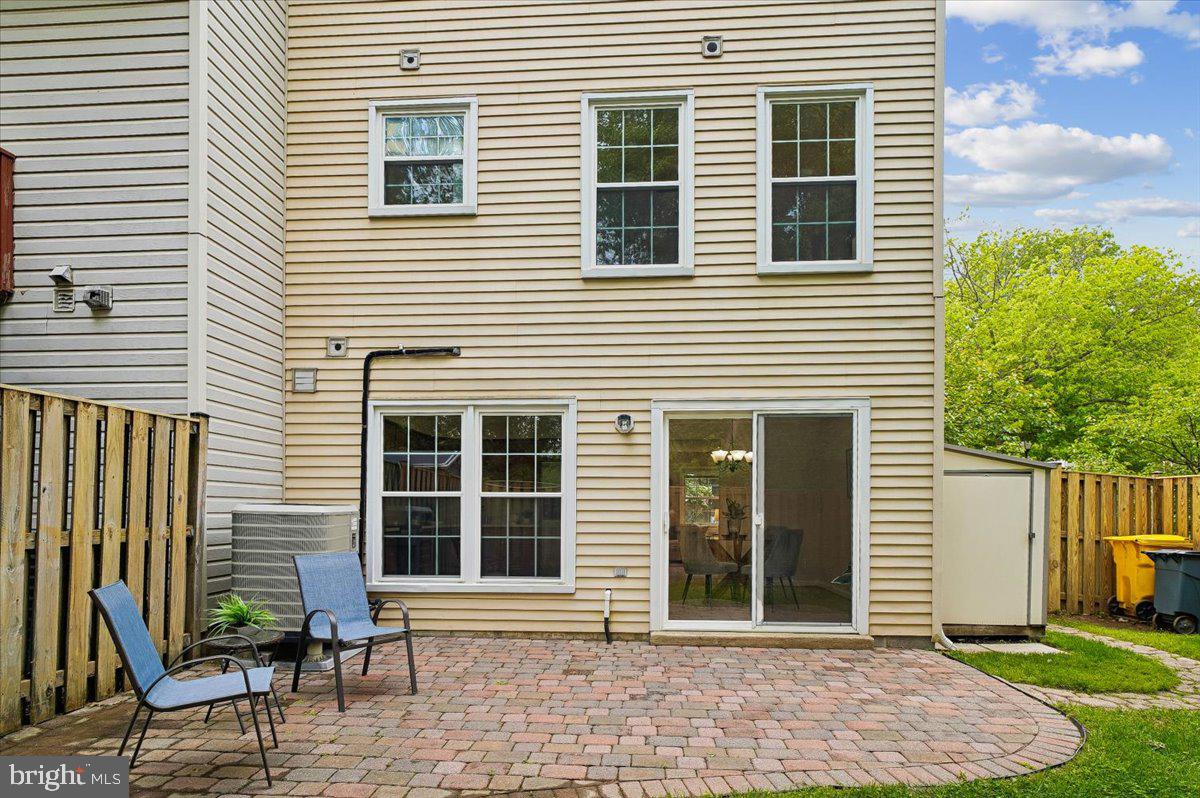 CROFTON MEADOWS - Residential