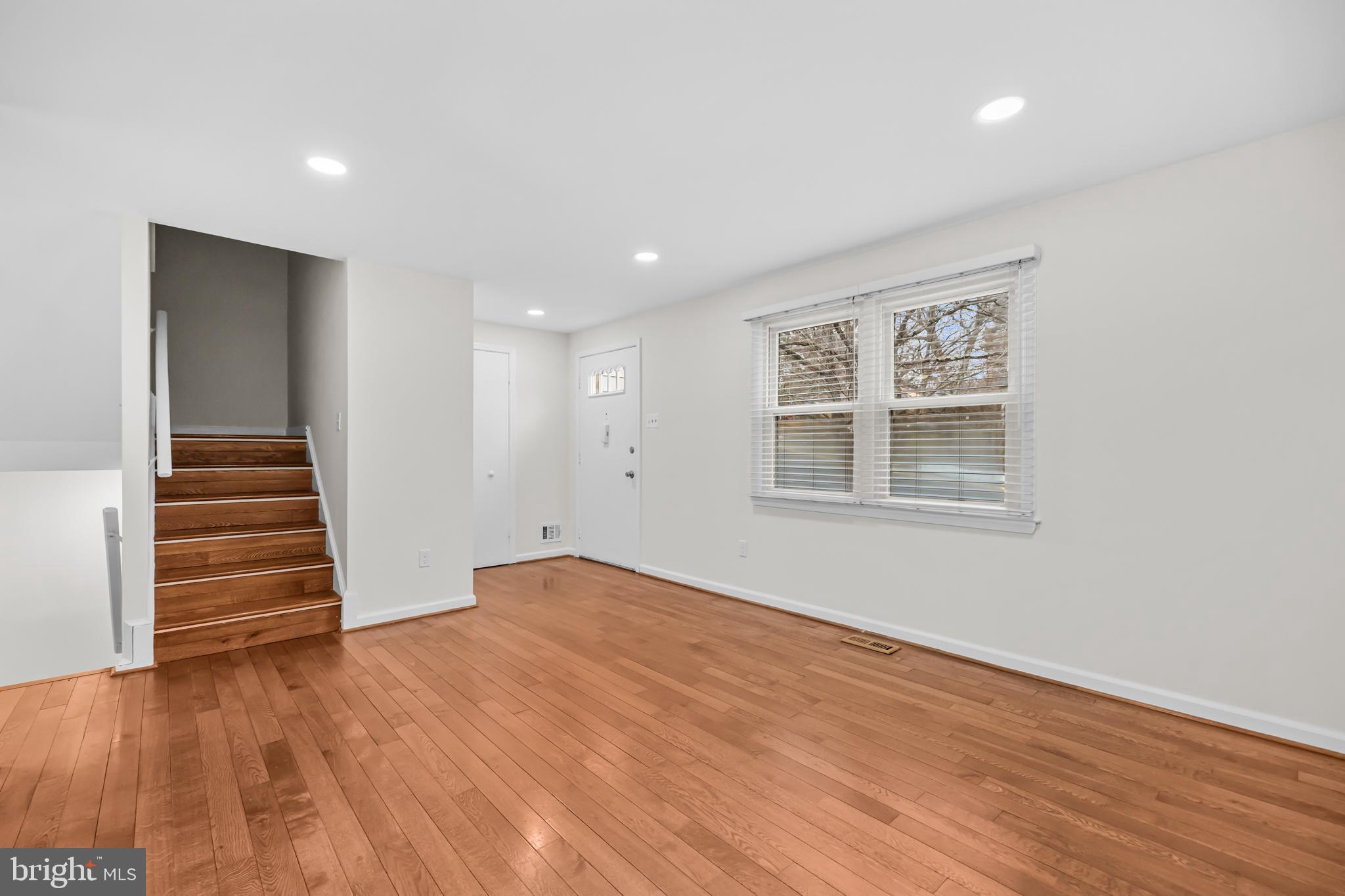 COVINGTON - Residential