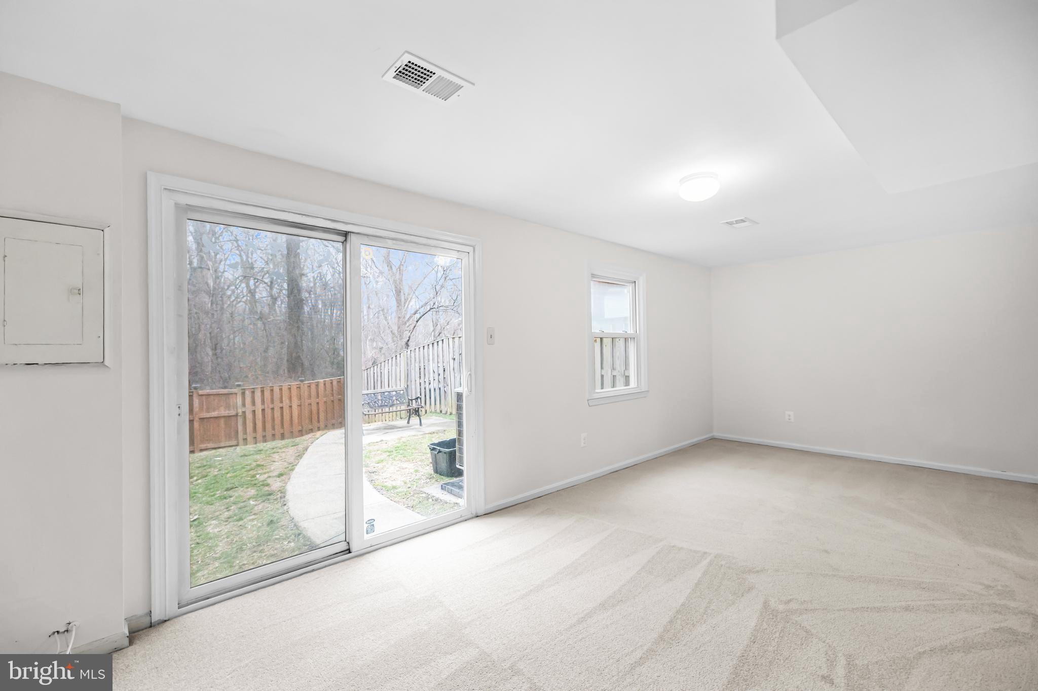 COVINGTON - Residential