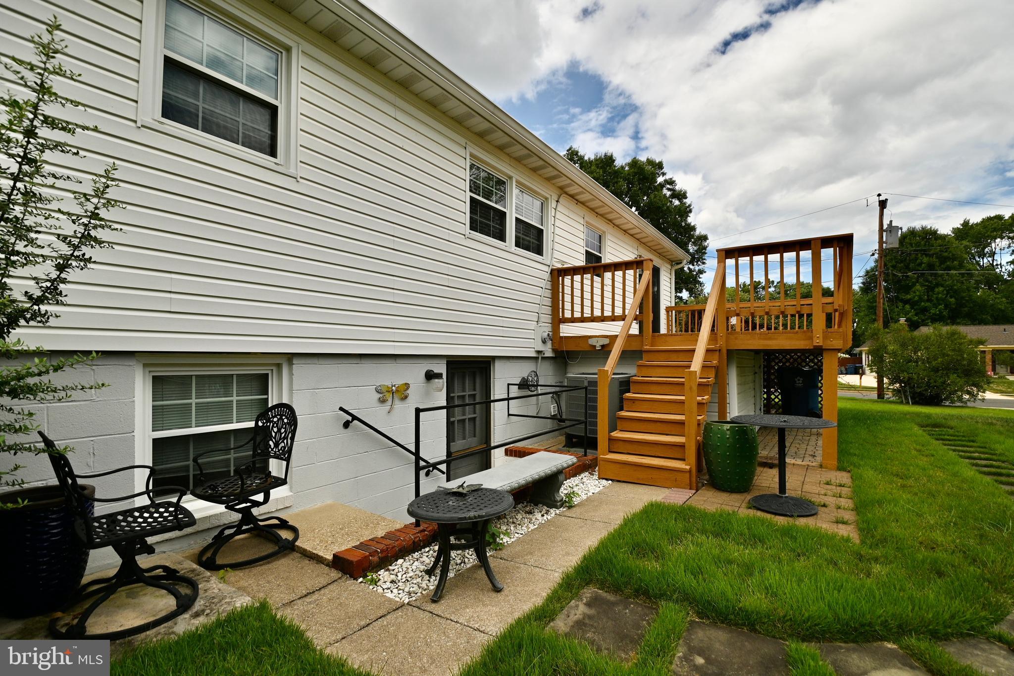 HAYFIELD FARM - Residential