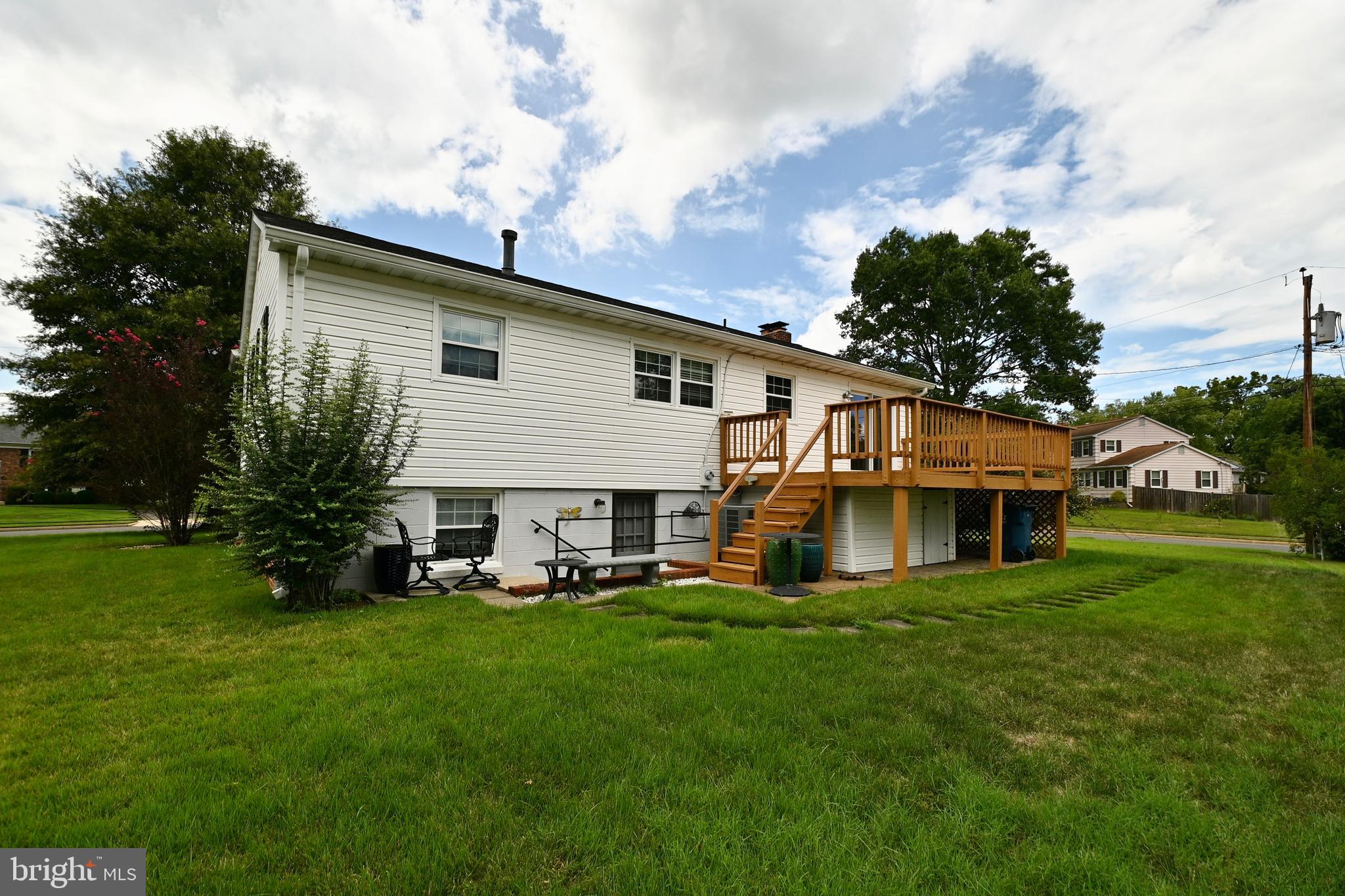 HAYFIELD FARM - Residential