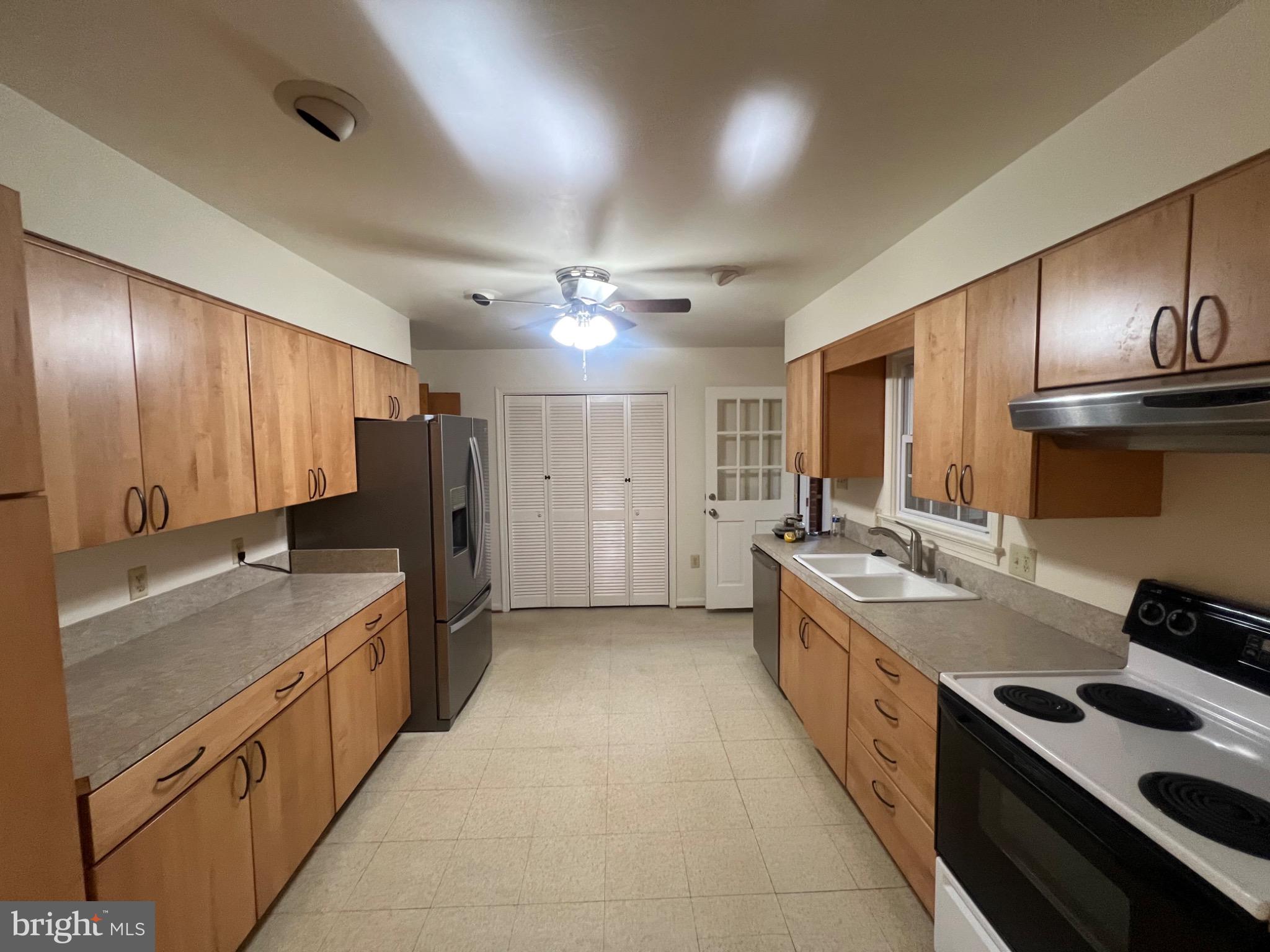 BELMONT PARK ESTATES - Residential