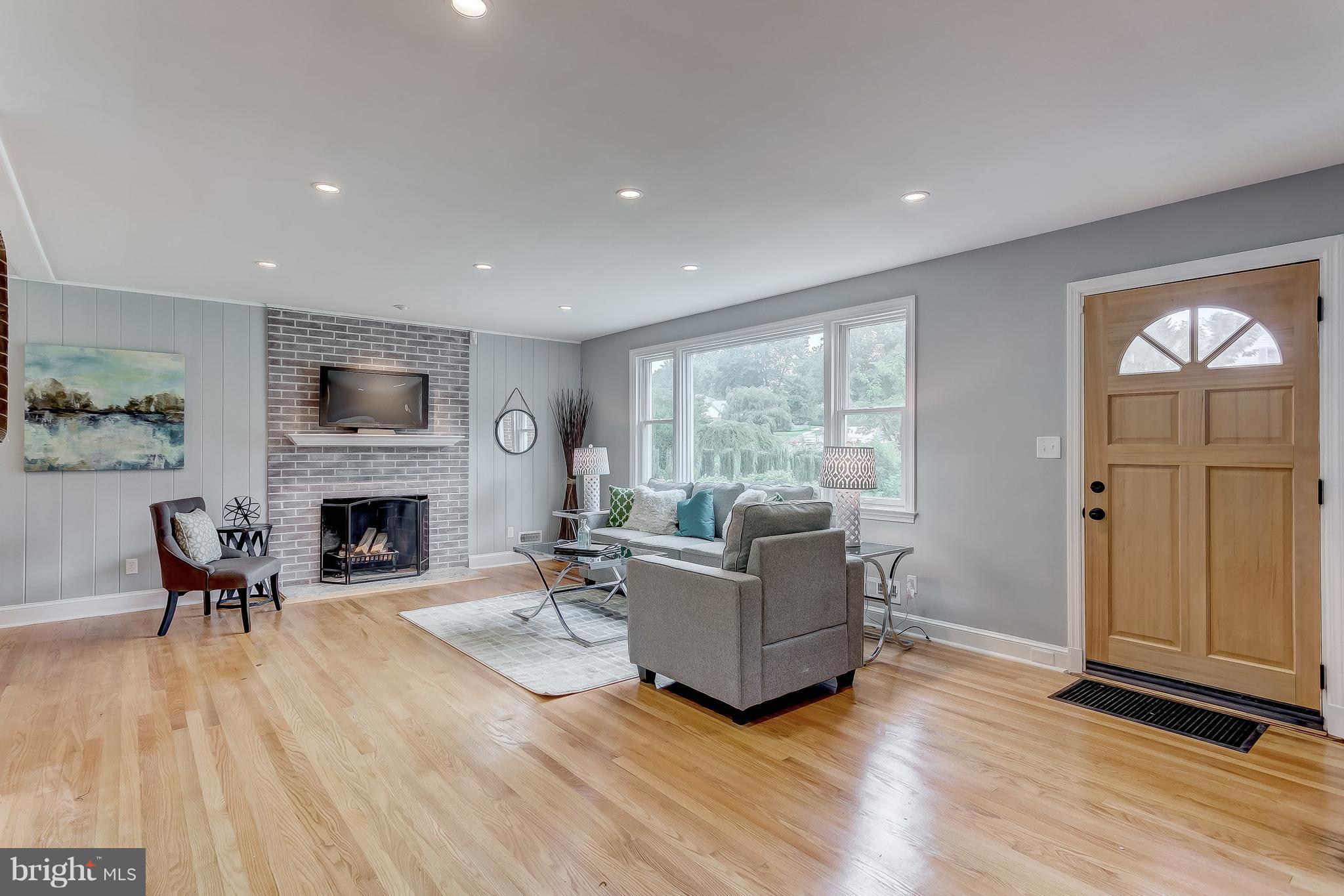 KNOLLWOOD - Residential