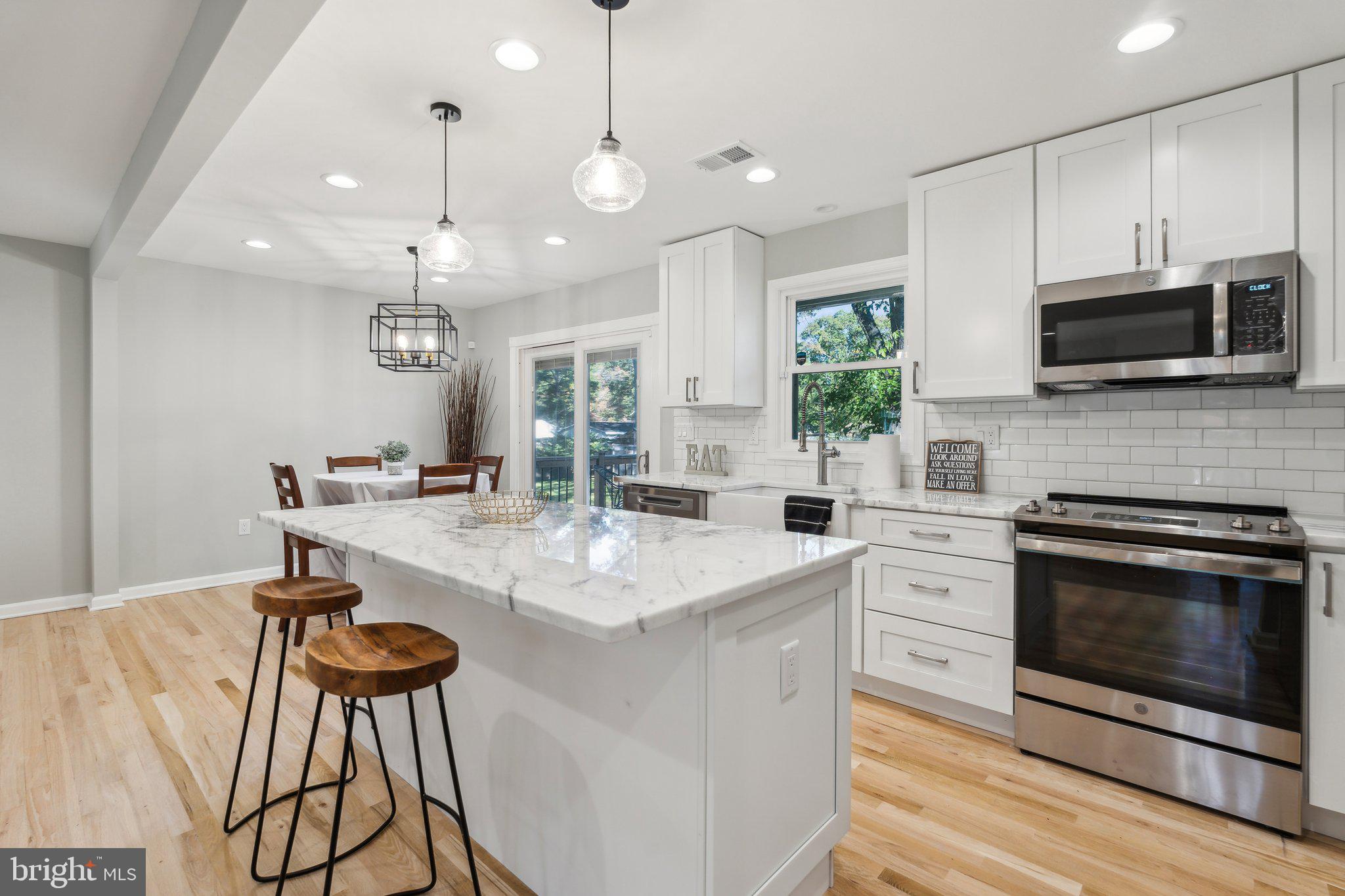 SUNSET KNOLL - Residential