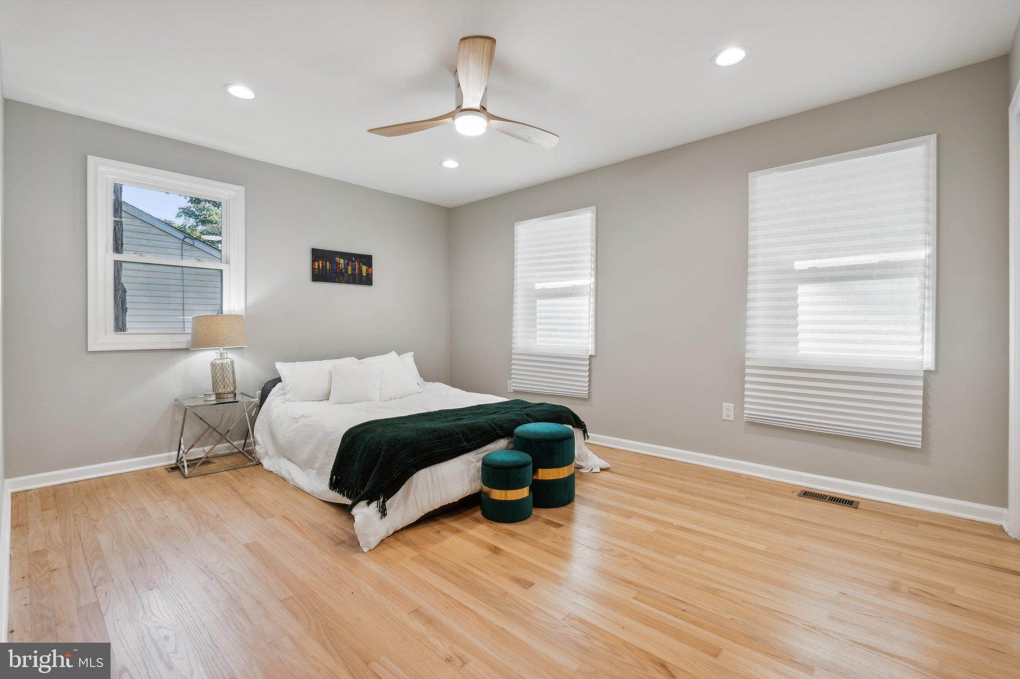 SUNSET KNOLL - Residential