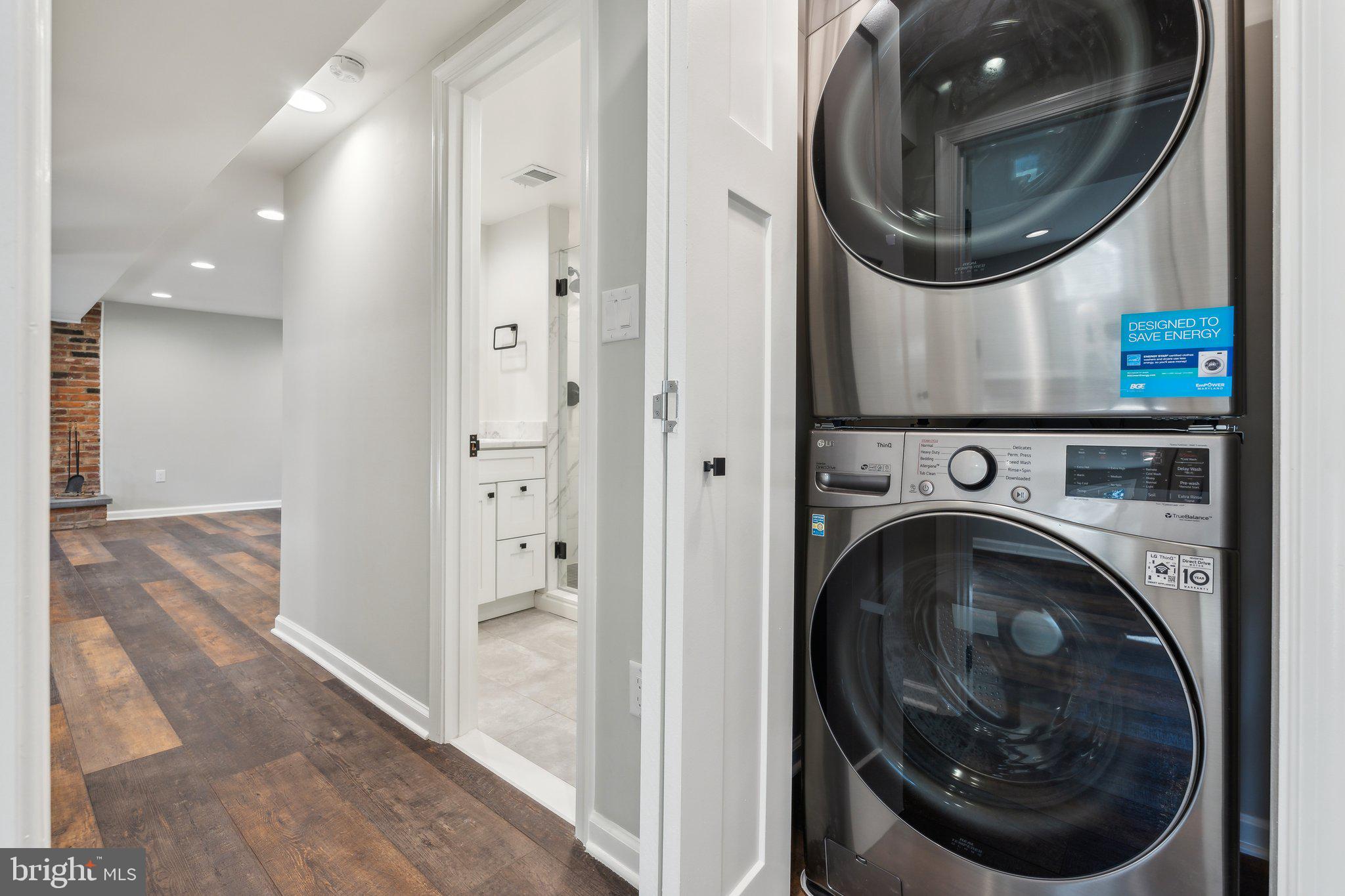 SUNSET KNOLL - Residential