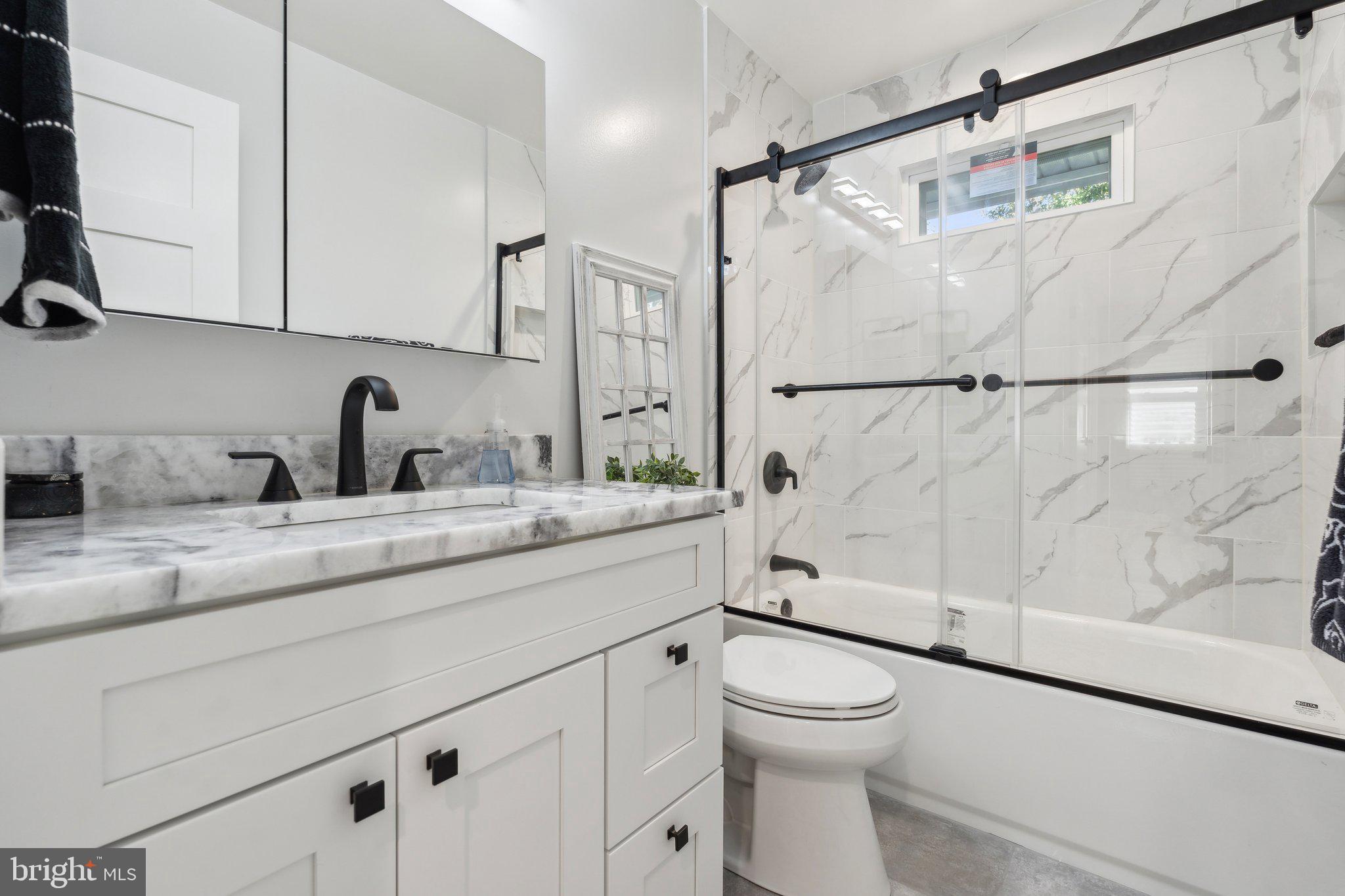 SUNSET KNOLL - Residential