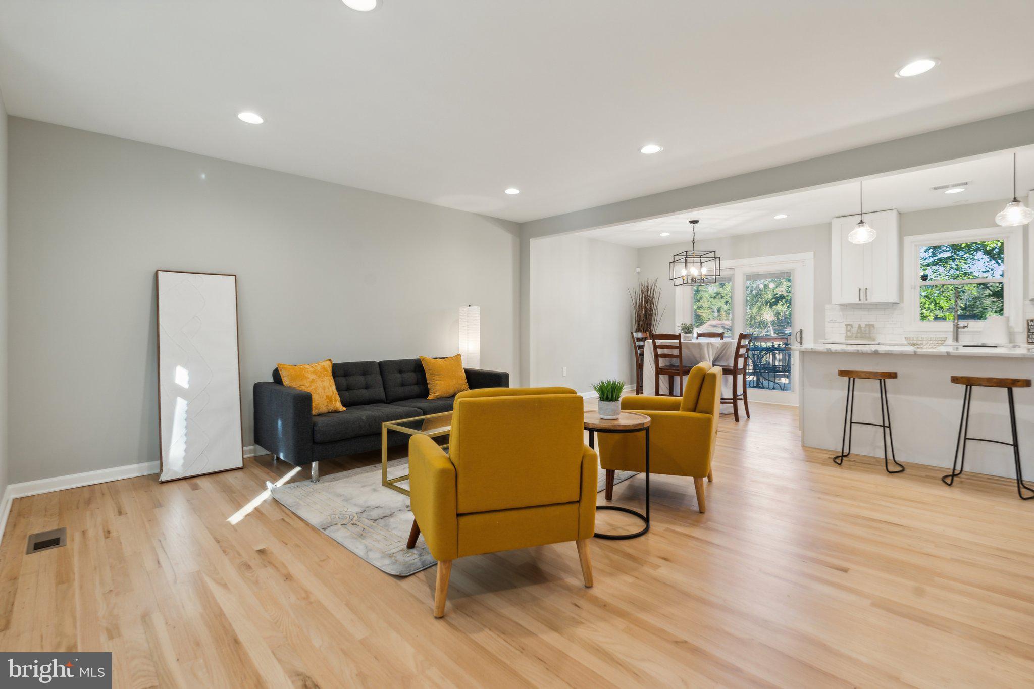 SUNSET KNOLL - Residential