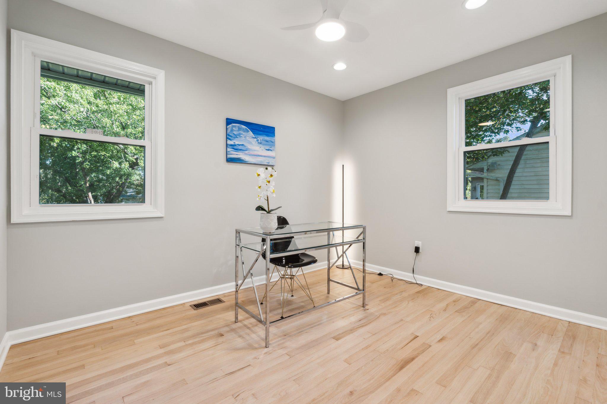 SUNSET KNOLL - Residential