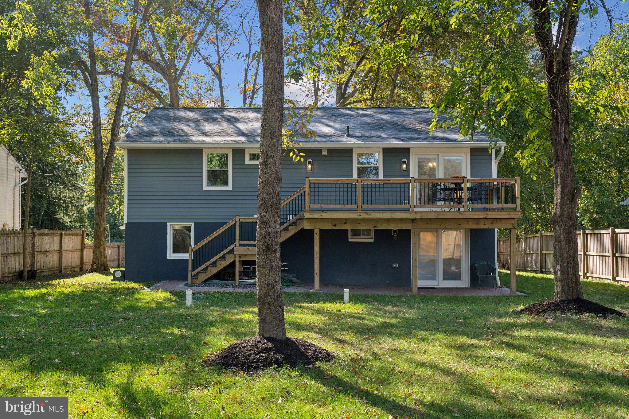 SUNSET KNOLL - Residential