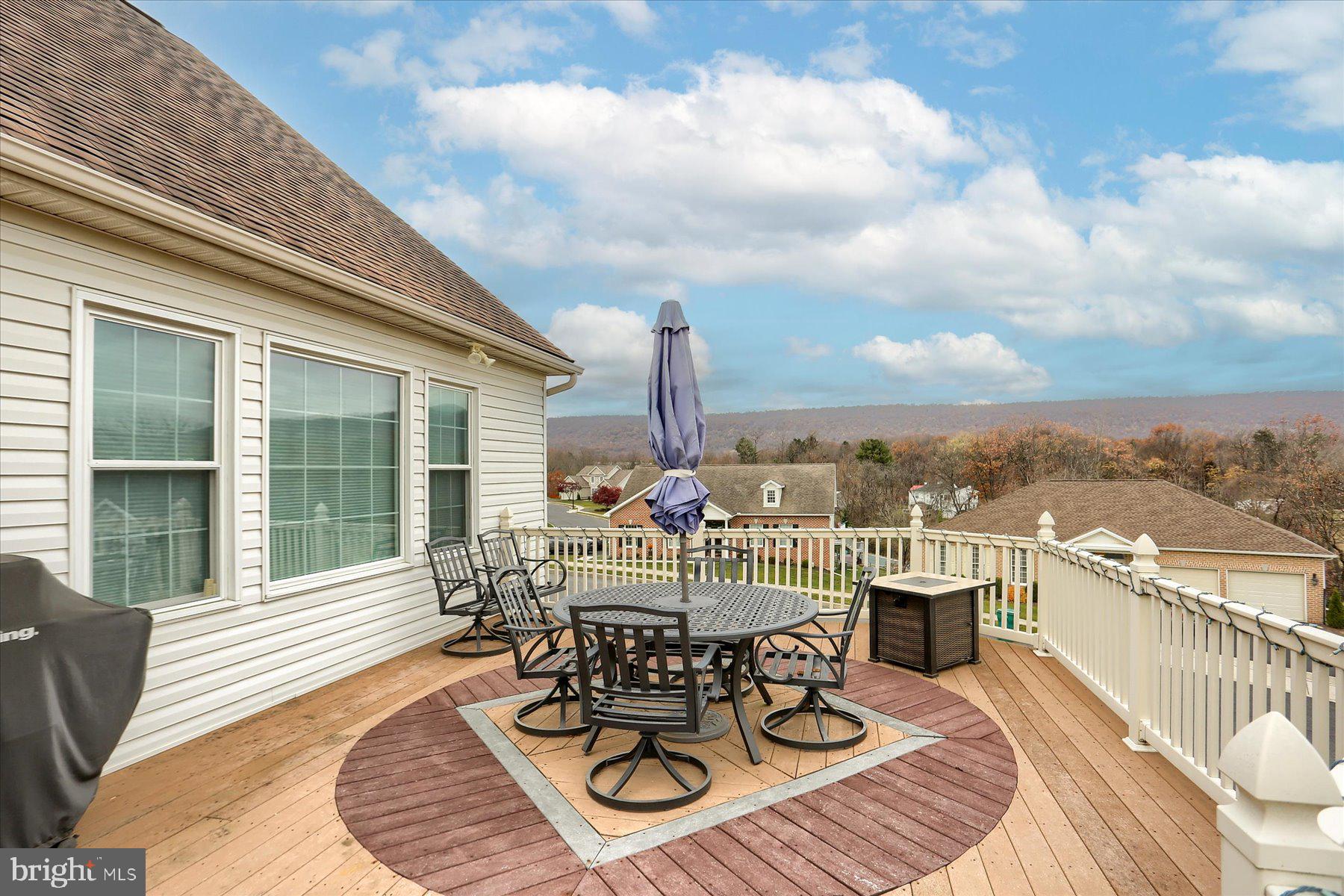 WHELAN CROSSING - Residential