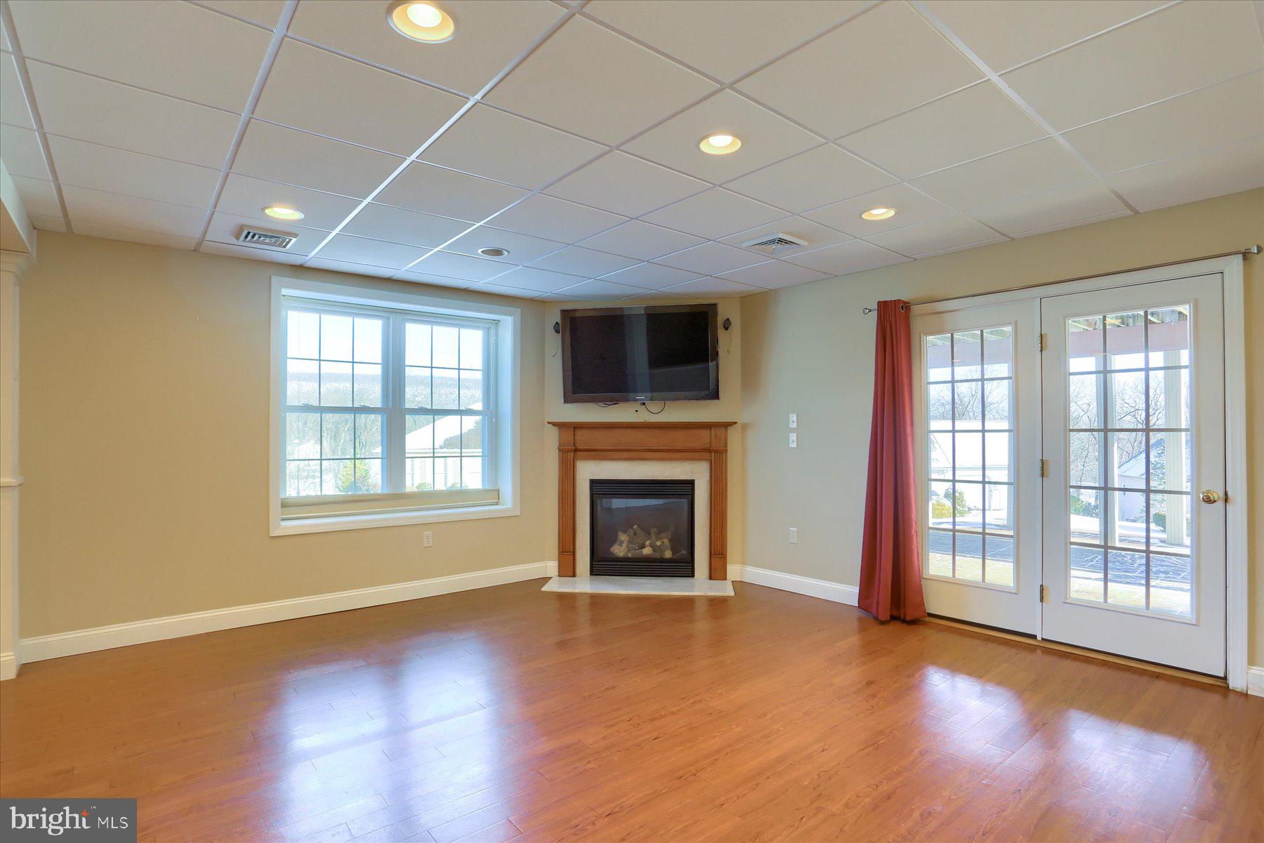 WHELAN CROSSING - Residential