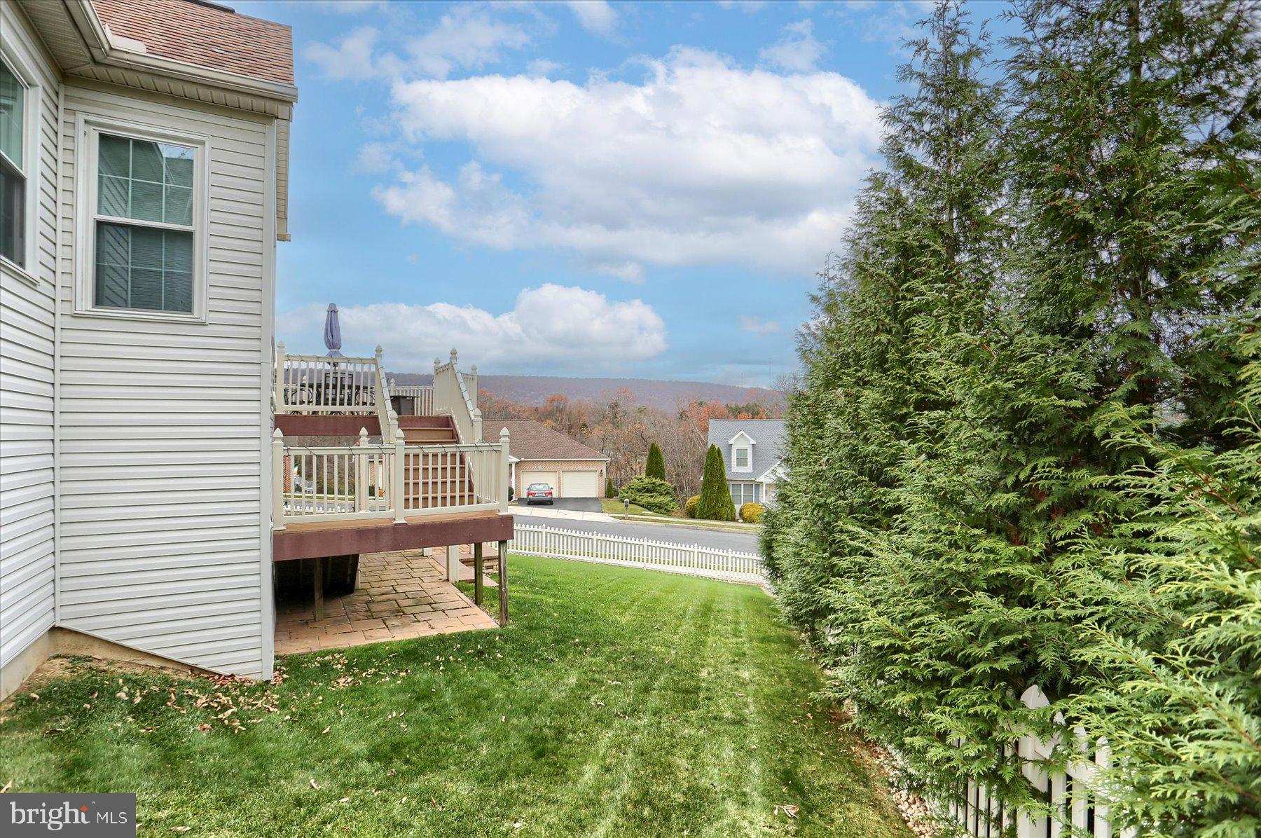 WHELAN CROSSING - Residential