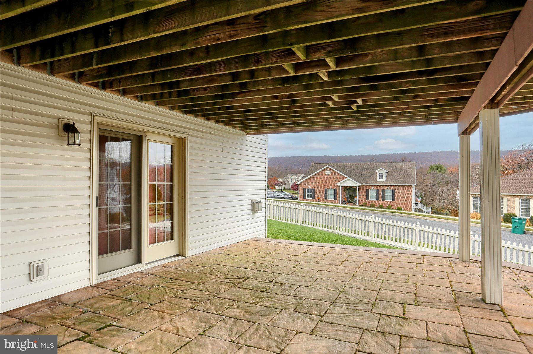 WHELAN CROSSING - Residential