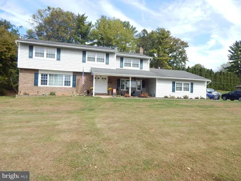2035 Elbow Lane, Allentown, PA MLS: PALH2013692