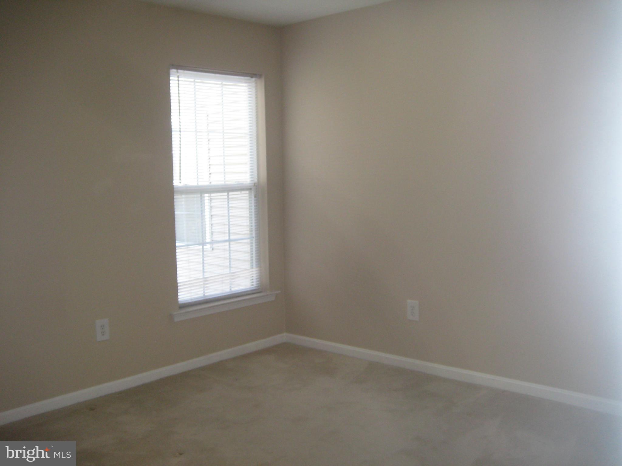 GERMANTOWN ESTATES - Residential Lease