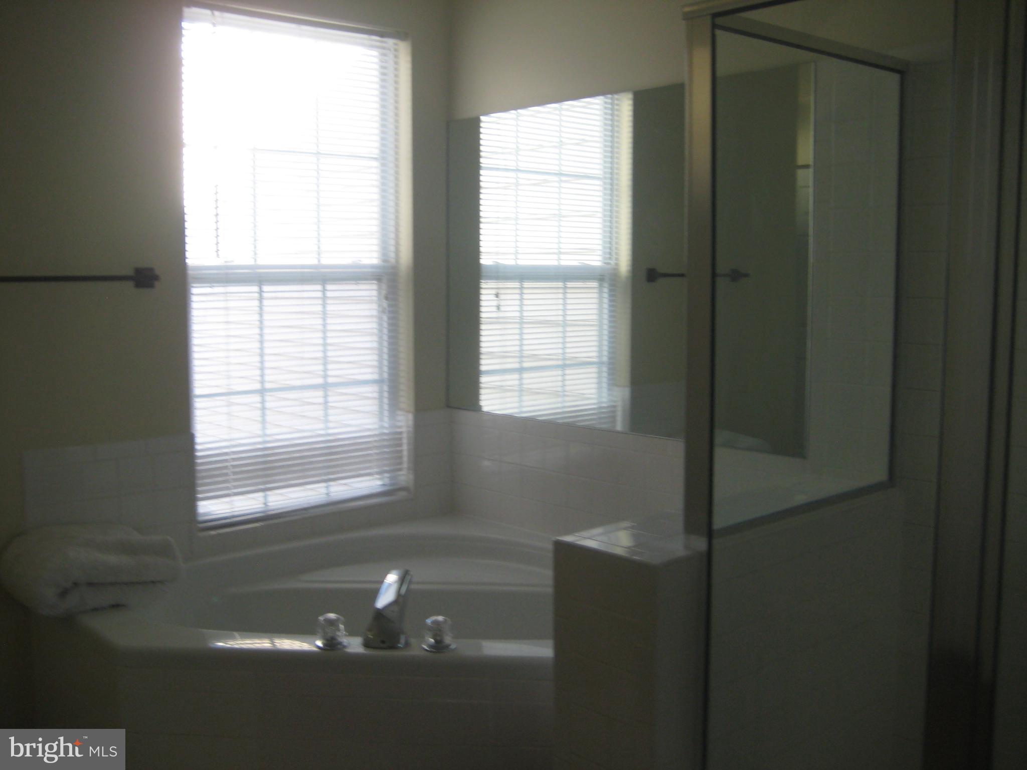 GERMANTOWN ESTATES - Residential Lease