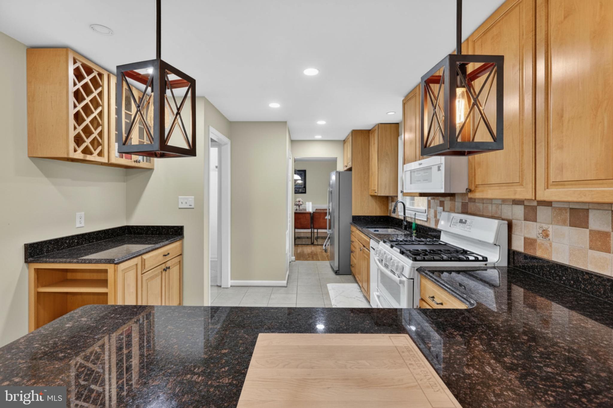 6803 JACKIE DENEESE COURT