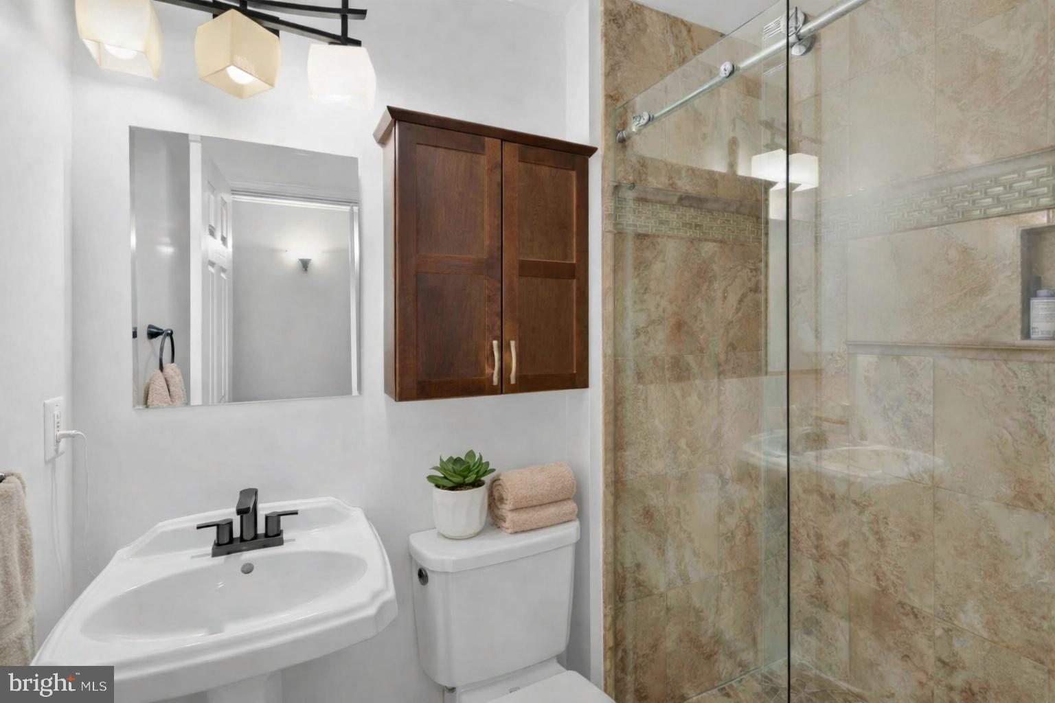 ORANGE HUNT ESTATES - Residential