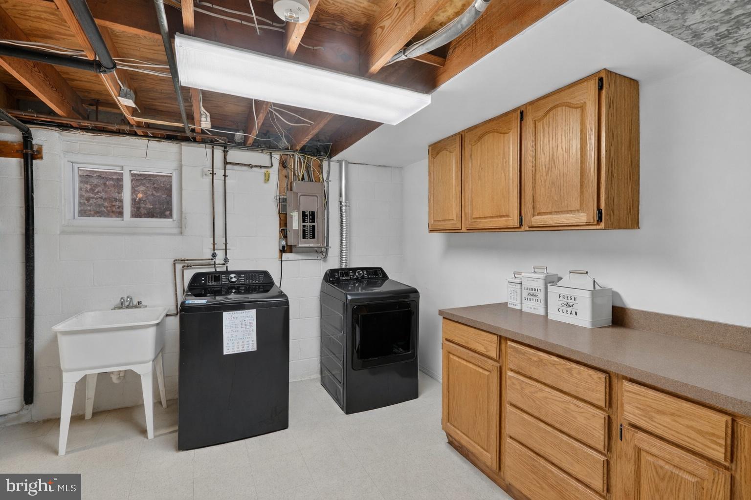 ORANGE HUNT ESTATES - Residential