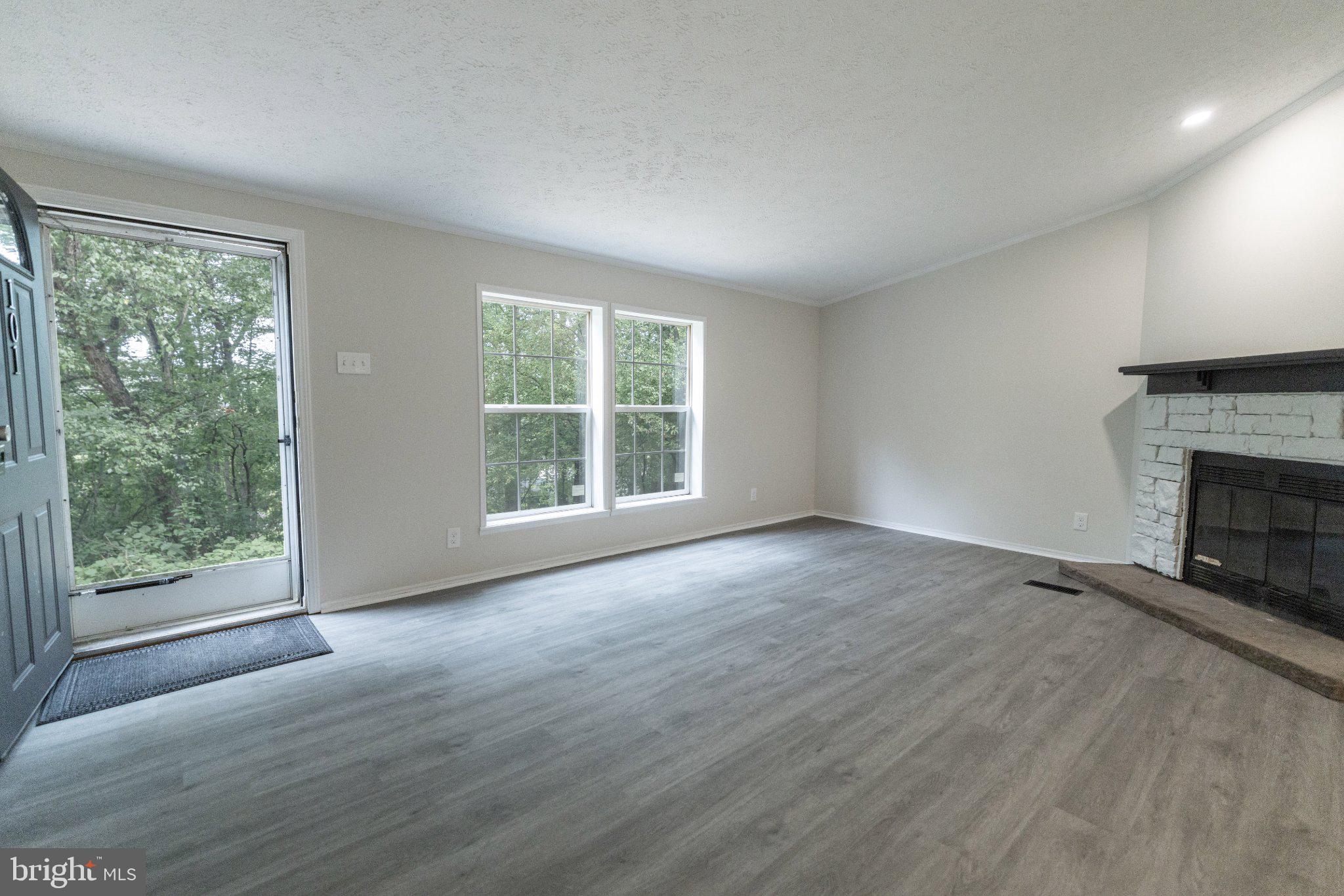 101 RIDGE AVENUE