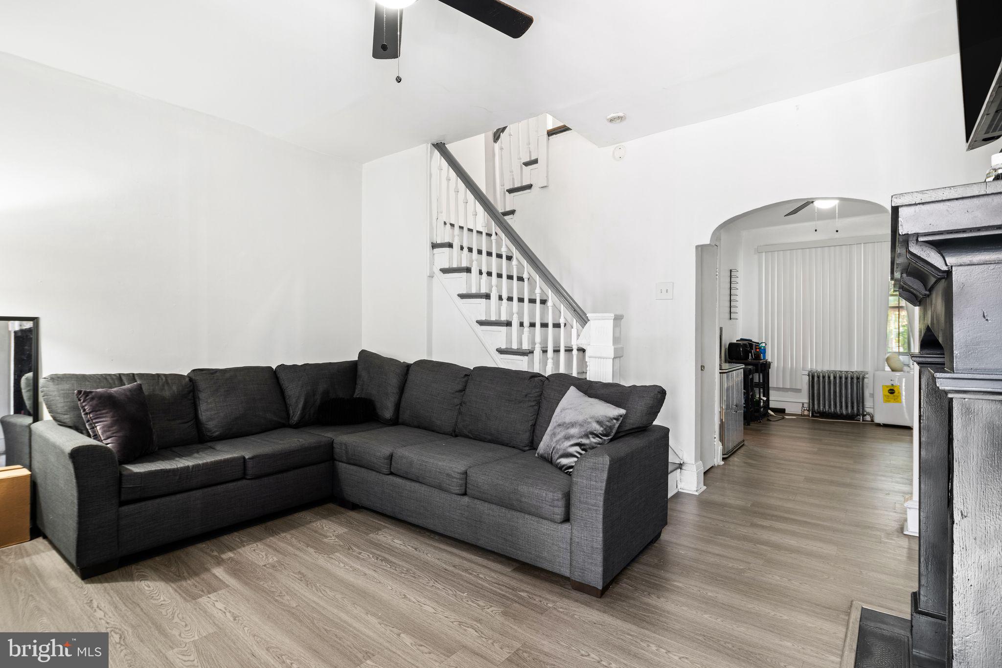 STRAWBERRY MANSION - Residential