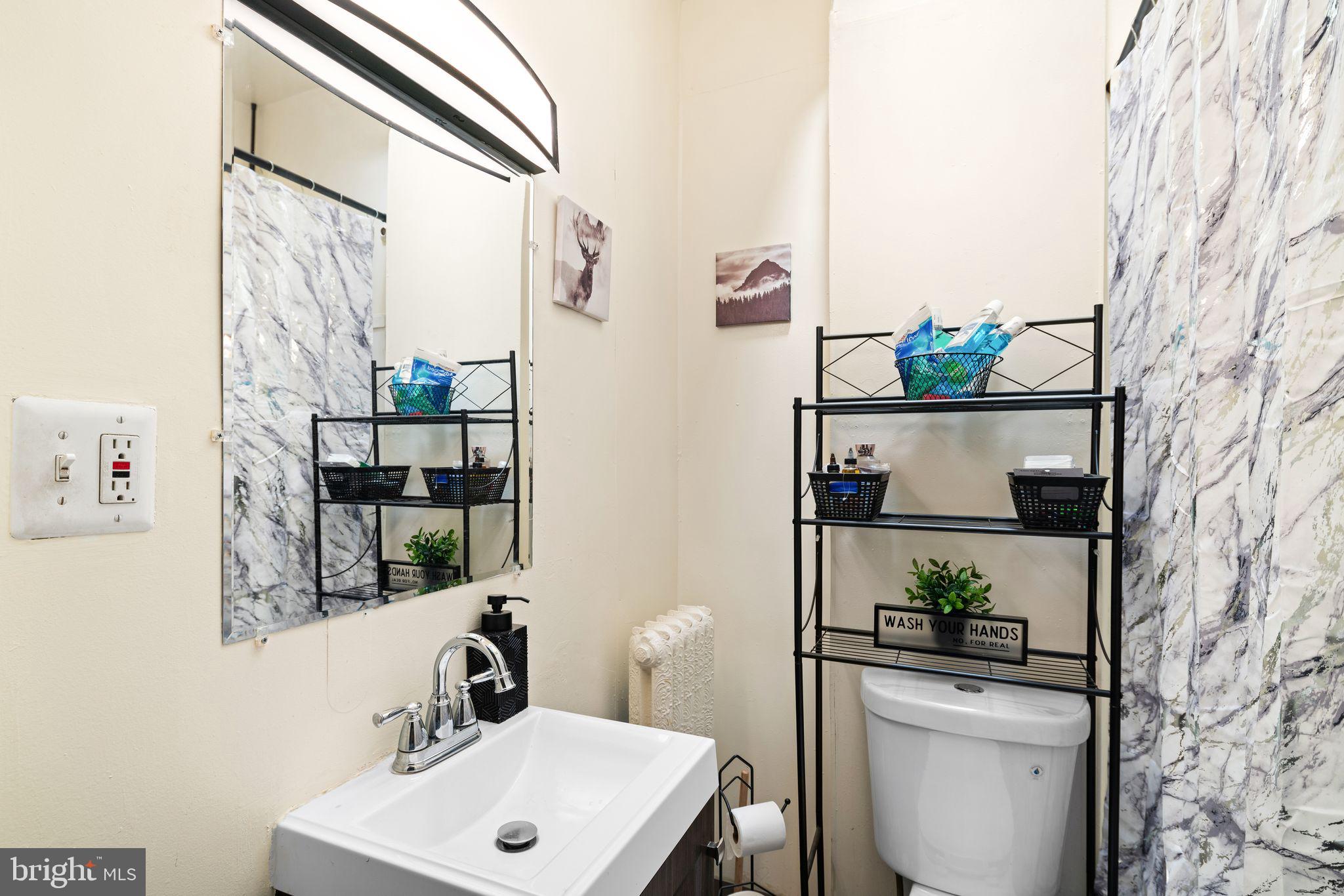 STRAWBERRY MANSION - Residential