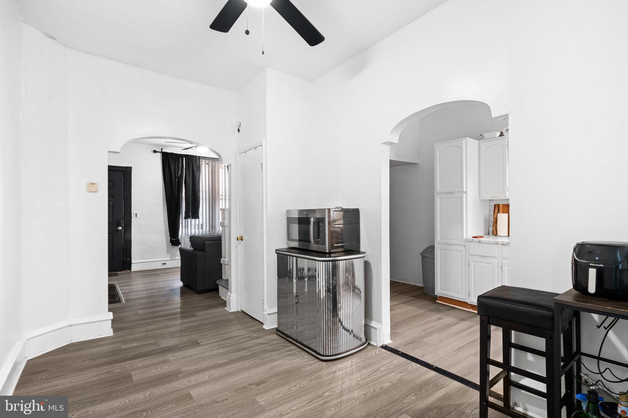 STRAWBERRY MANSION - Residential