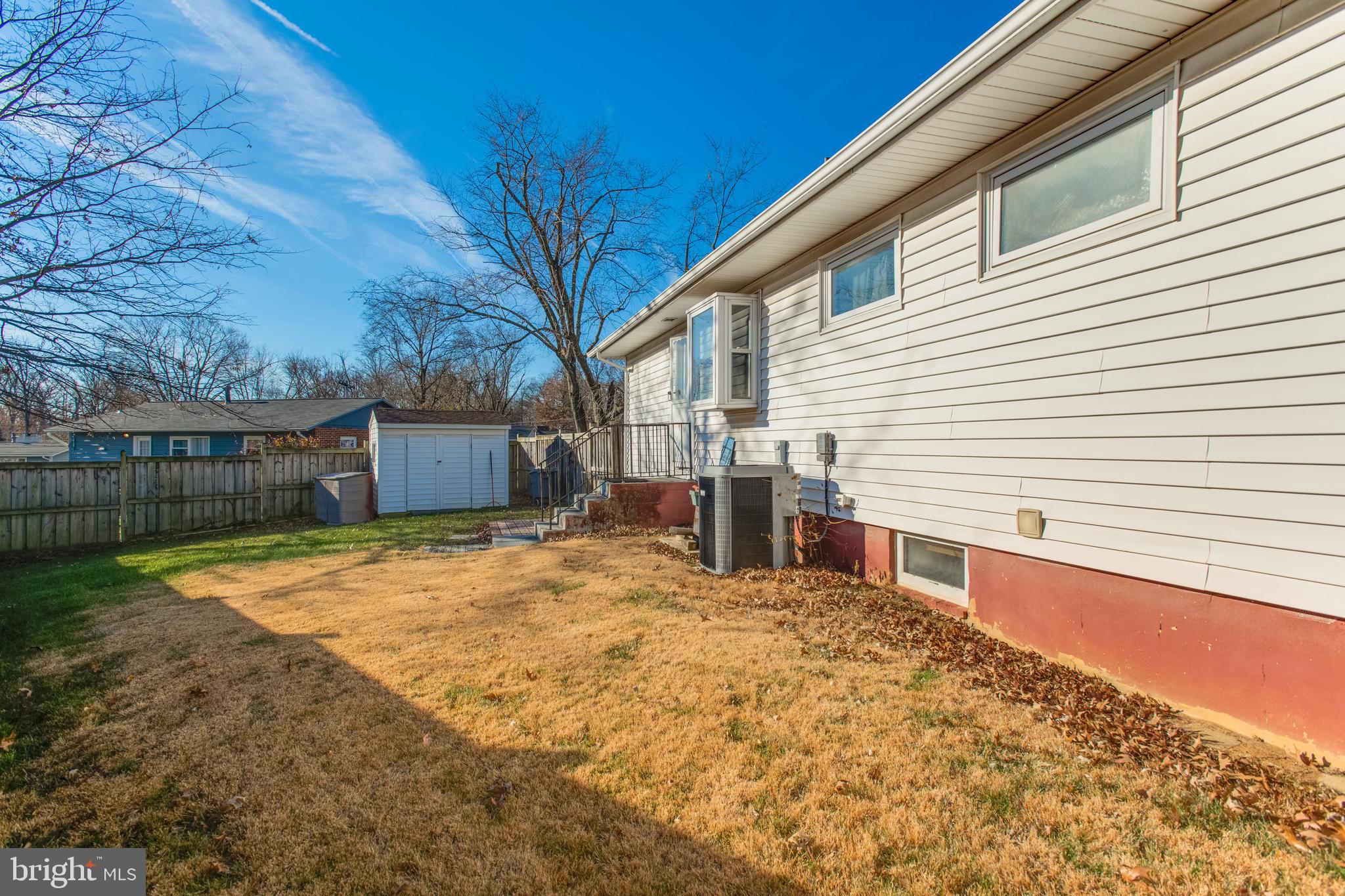 MAPLE HILL - Residential