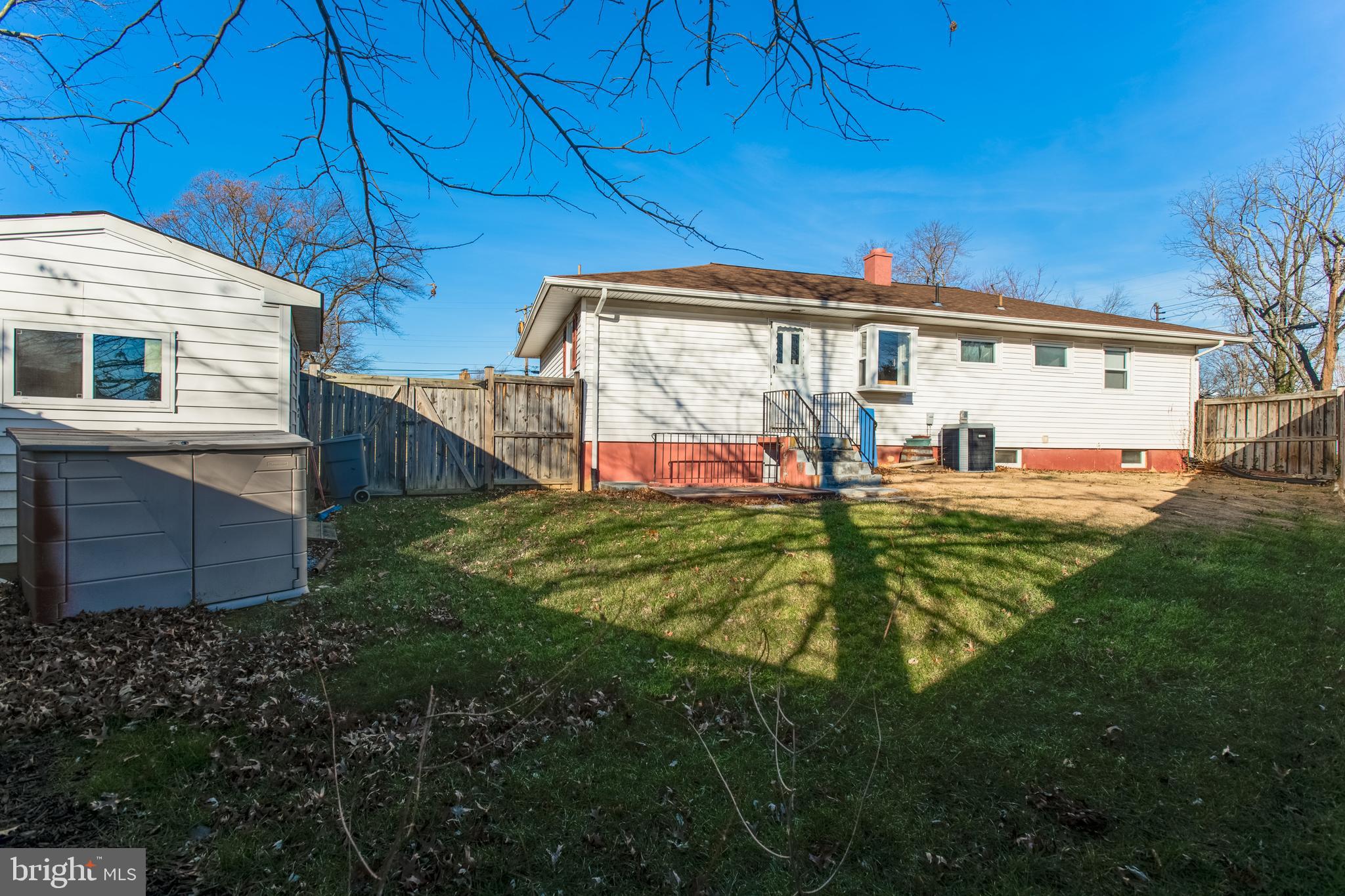 MAPLE HILL - Residential