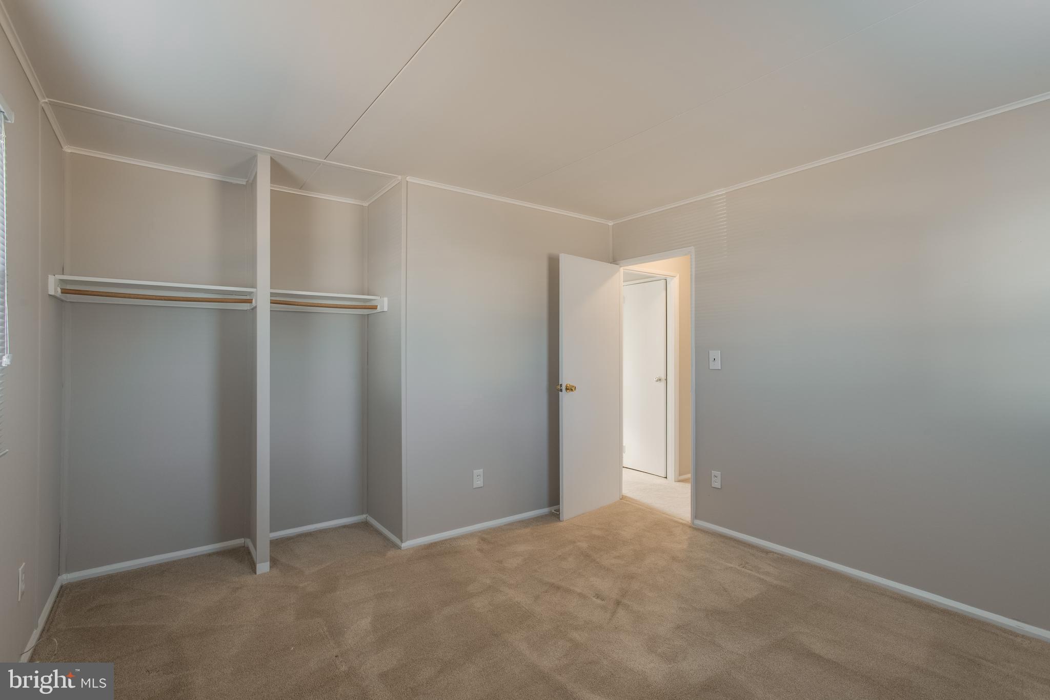 MAPLE HILL - Residential