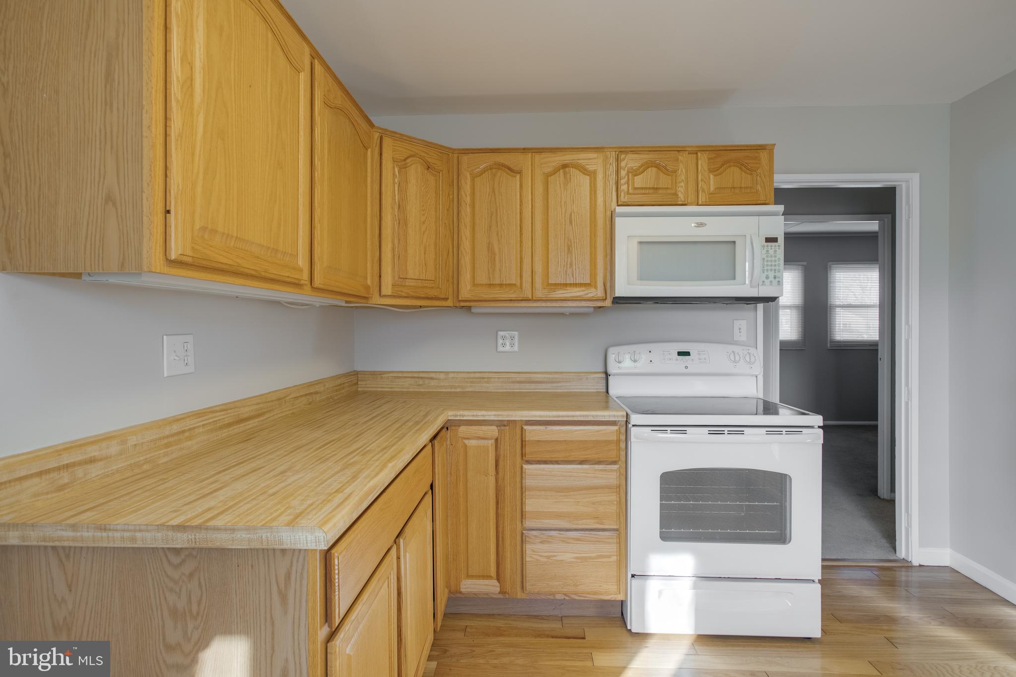 MAPLE HILL - Residential