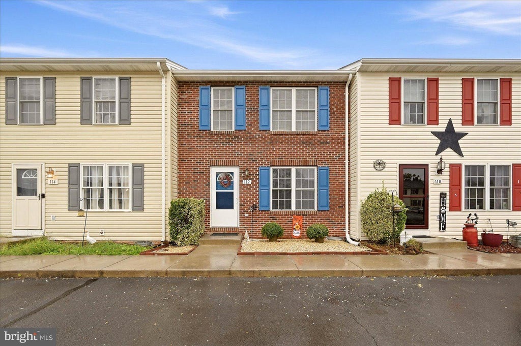 Photo of 112 Kadies Lane, EDINBURG, VA 22824 (MLS # VASH2015782)