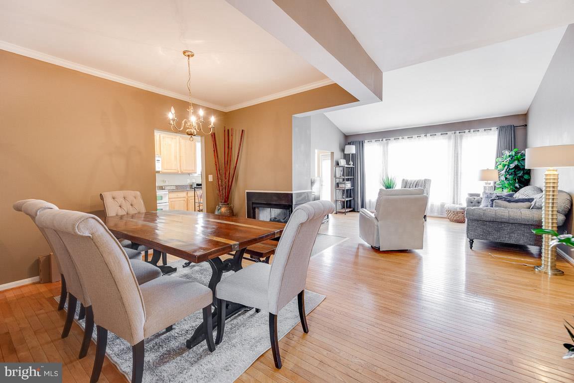 SOUTH RIDING - Residential Lease