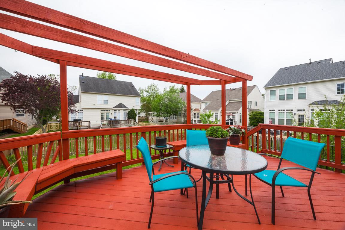 SOUTH RIDING - Residential Lease