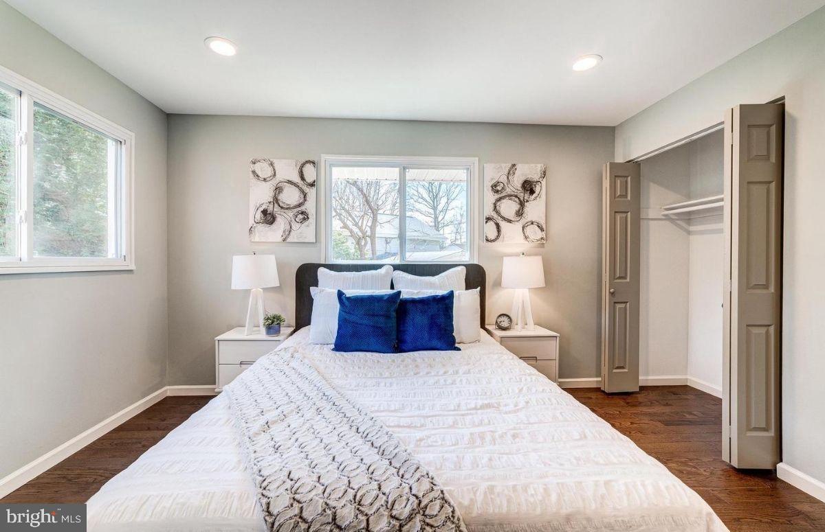 WARREN WOODS - Residential Lease