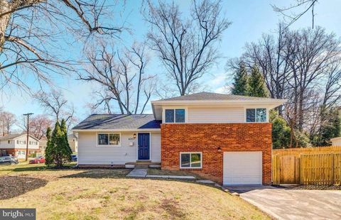 4207 WOODLAND DRIVE FAIRFAX VA 22030