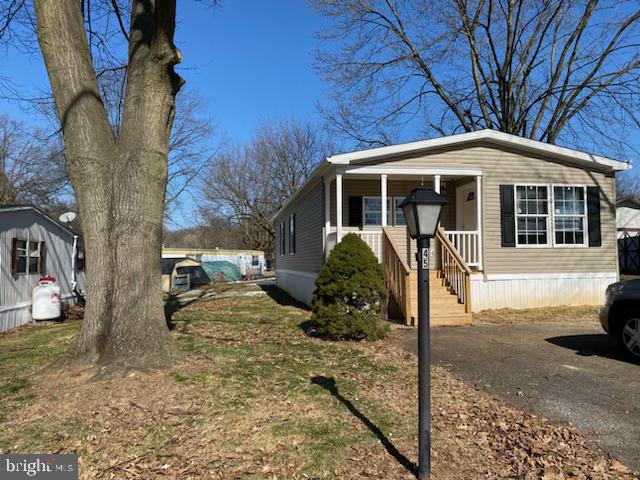 Make this new 3 Bedroom 2 bath home your own, equipped with new appliances, ceiling fans and recessed lighting. The master bath has a double sink and a walk in showing. It has a utility room for your washer and dryer. Great stater home or to downsize!