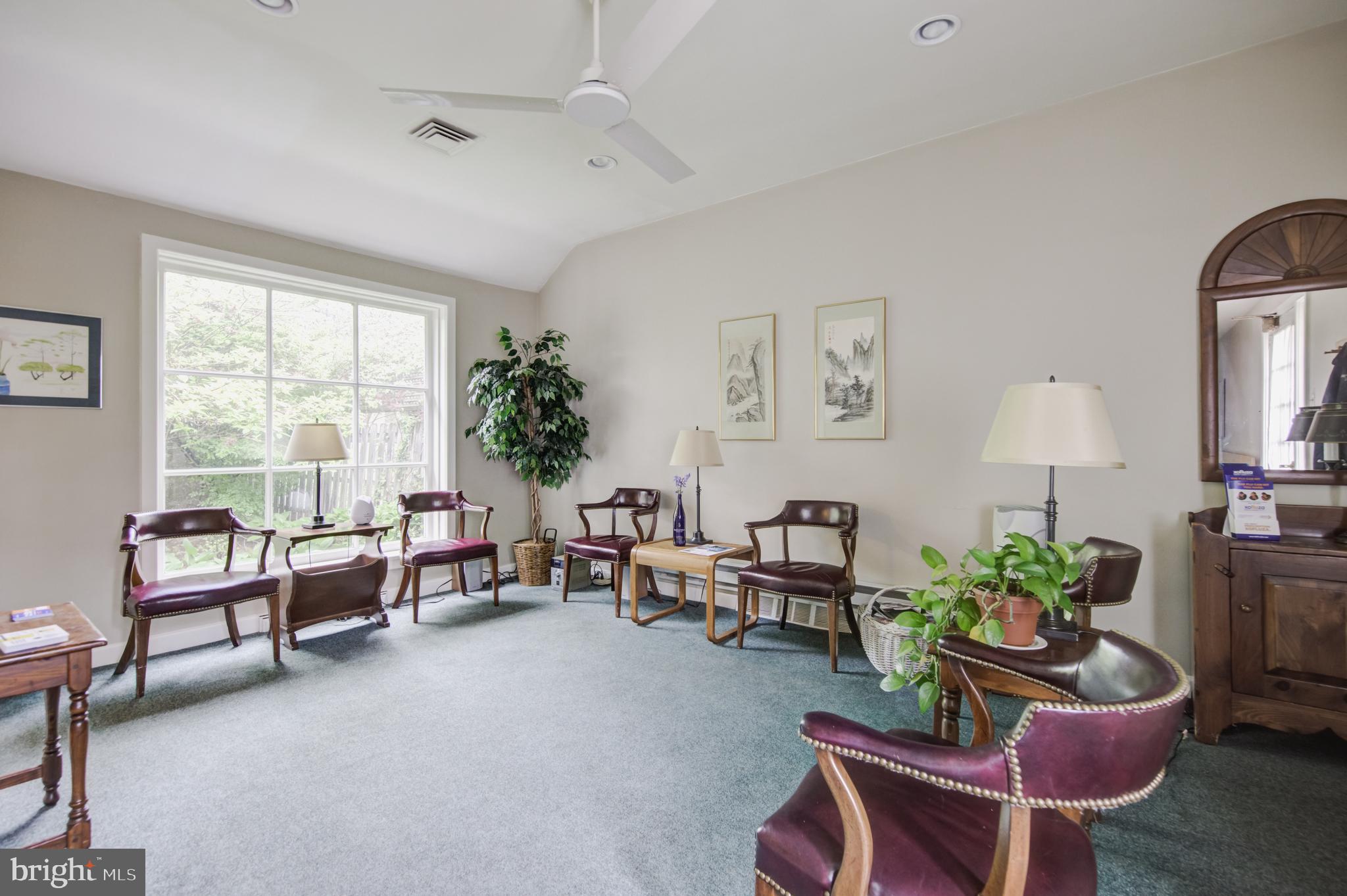 CHESTNUT HILL - Commercial Sale